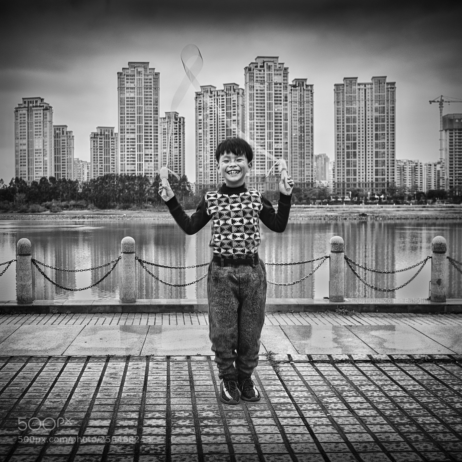 Nikon D800 sample photo. Skipping for urban china photography