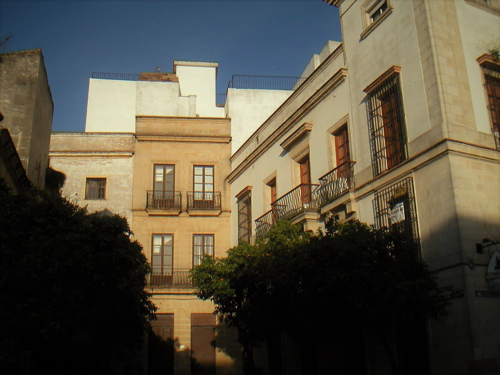 KONICA MINOLTA DiMAGE X sample photo. Jerrez - houses photography
