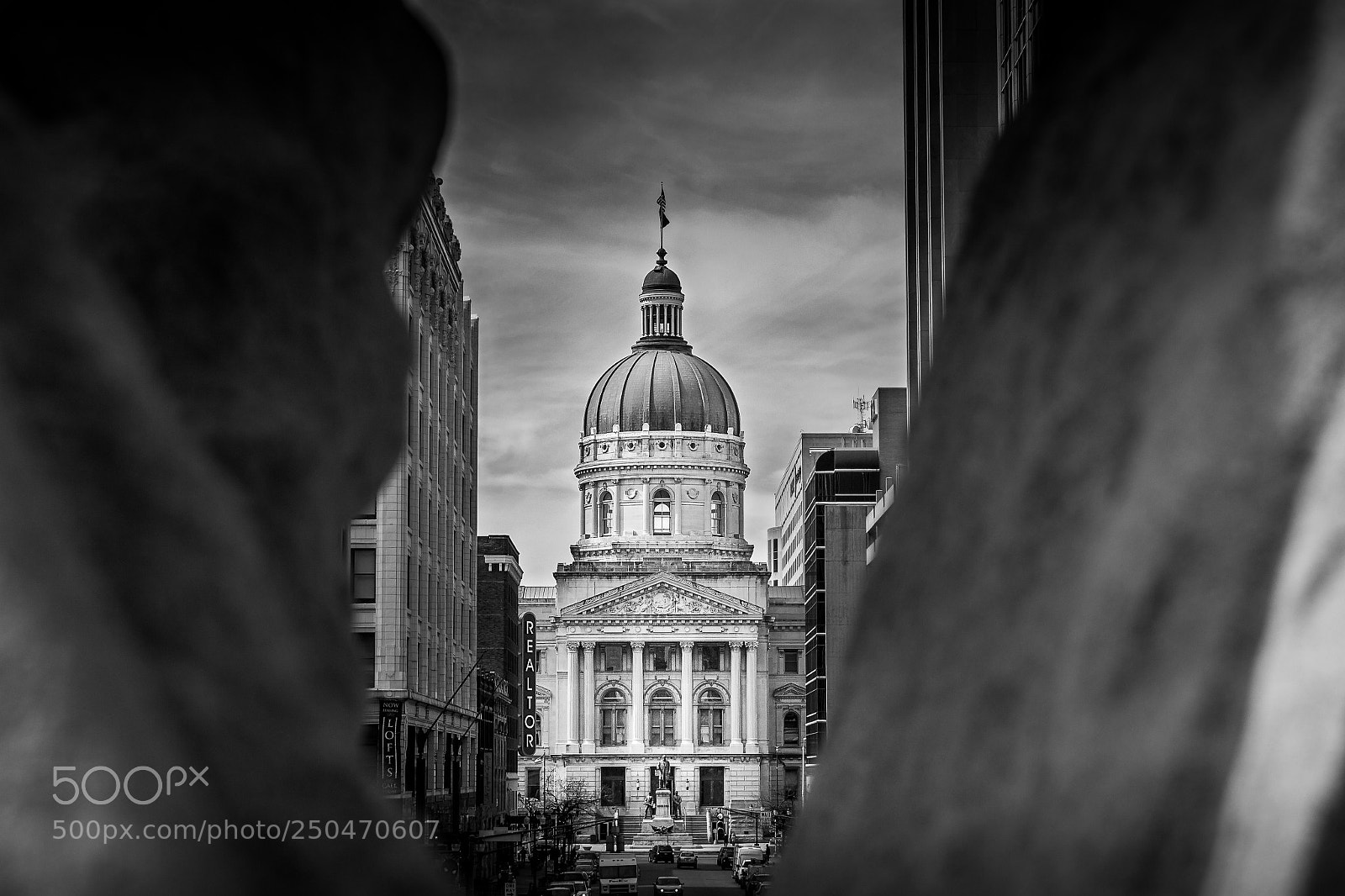 Canon EOS 600D (Rebel EOS T3i / EOS Kiss X5) sample photo. Capital state building photography