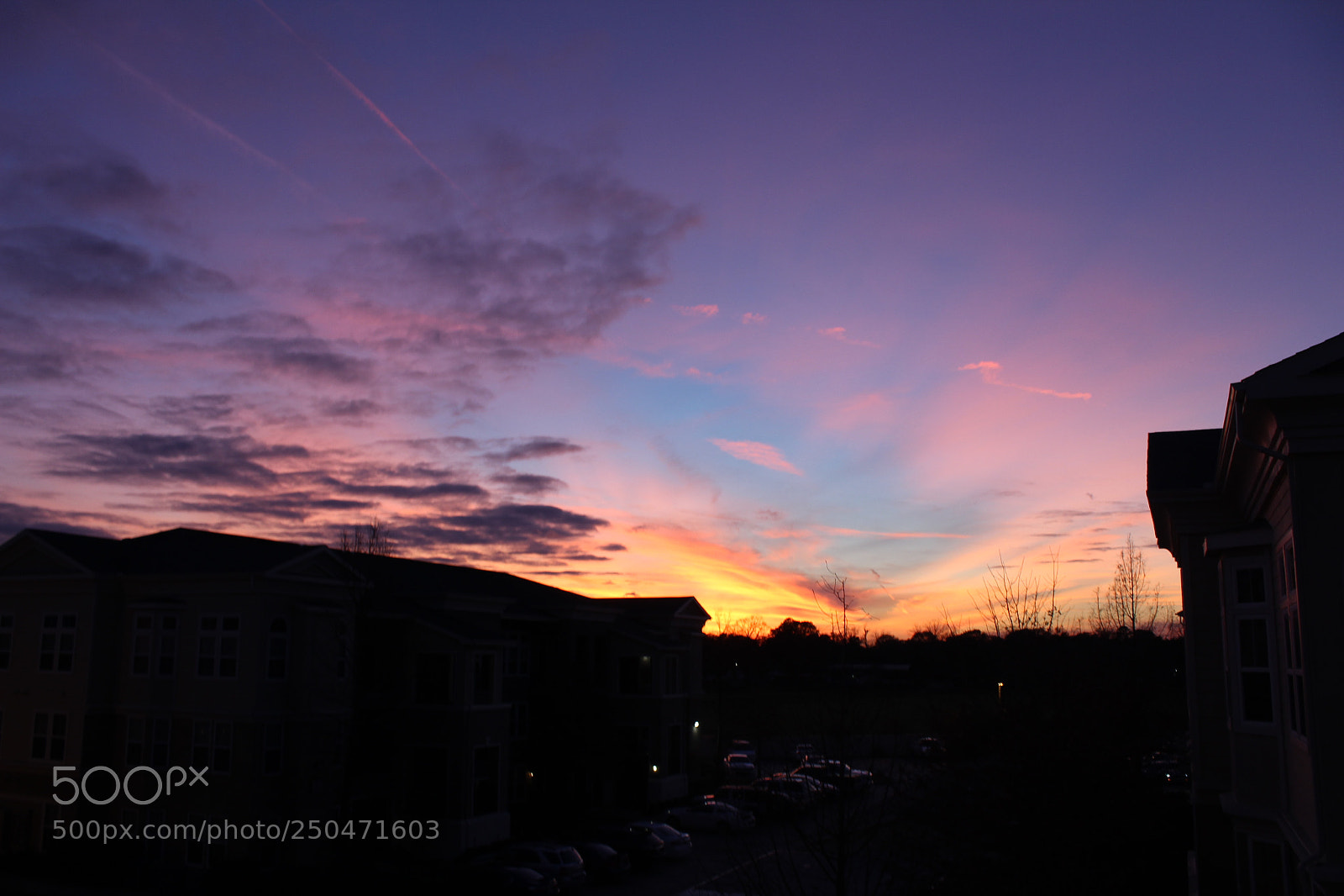 Canon EOS 1300D (EOS Rebel T6 / EOS Kiss X80) sample photo. Purple sunset photography