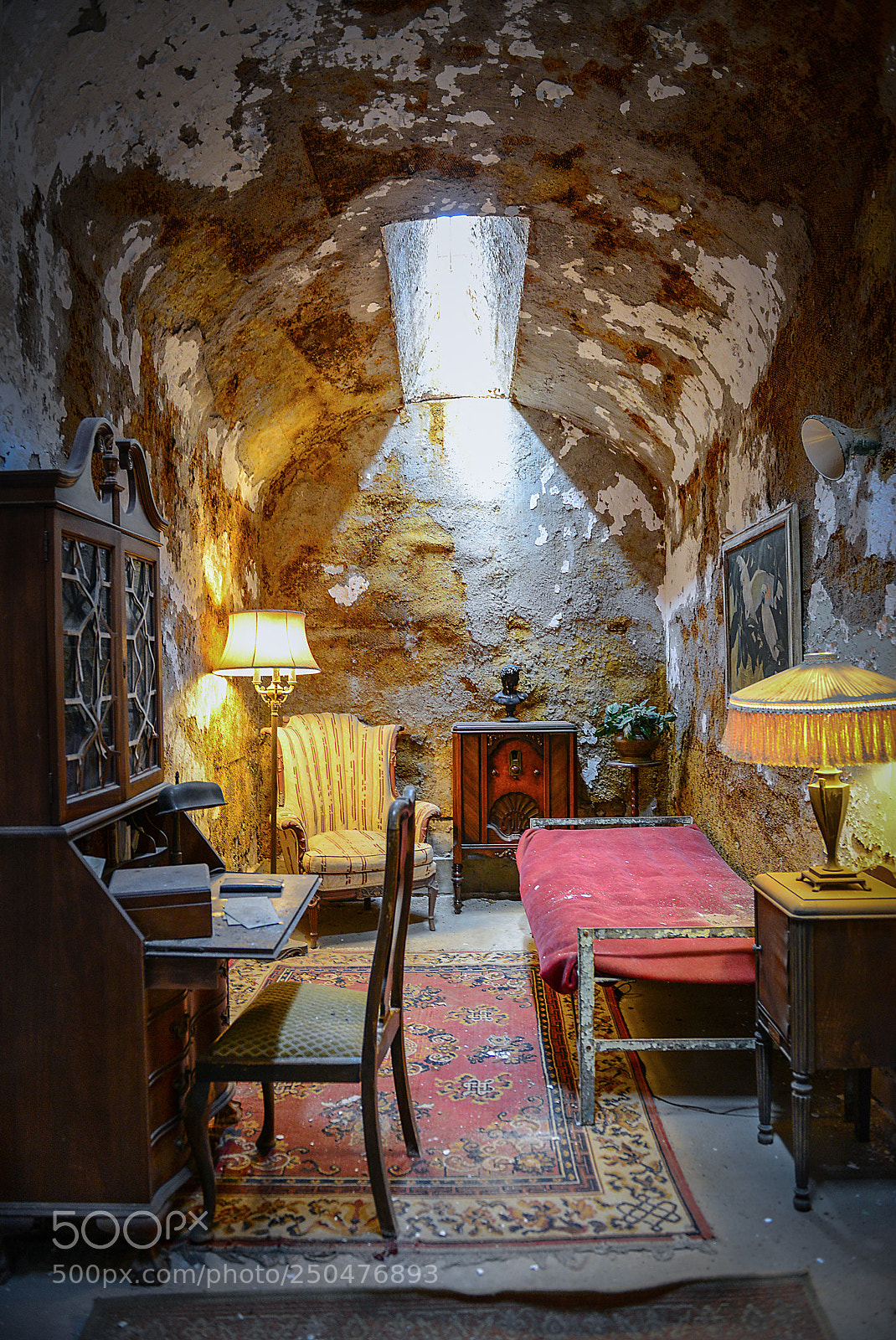 Nikon D800 sample photo. Al capone's cell photography