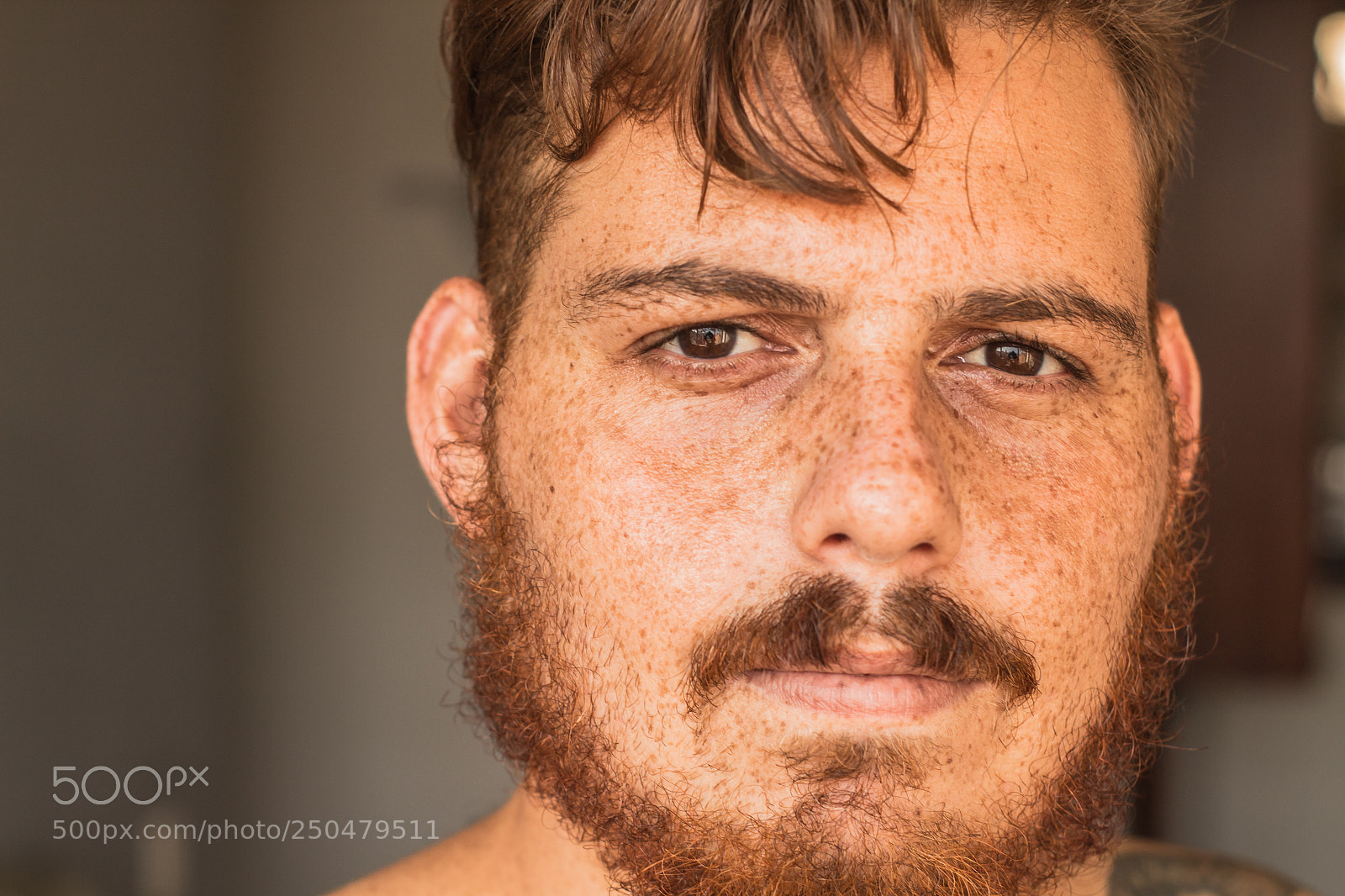 Canon EOS 1300D (EOS Rebel T6 / EOS Kiss X80) sample photo. Retrato de meu marido (2018) photography
