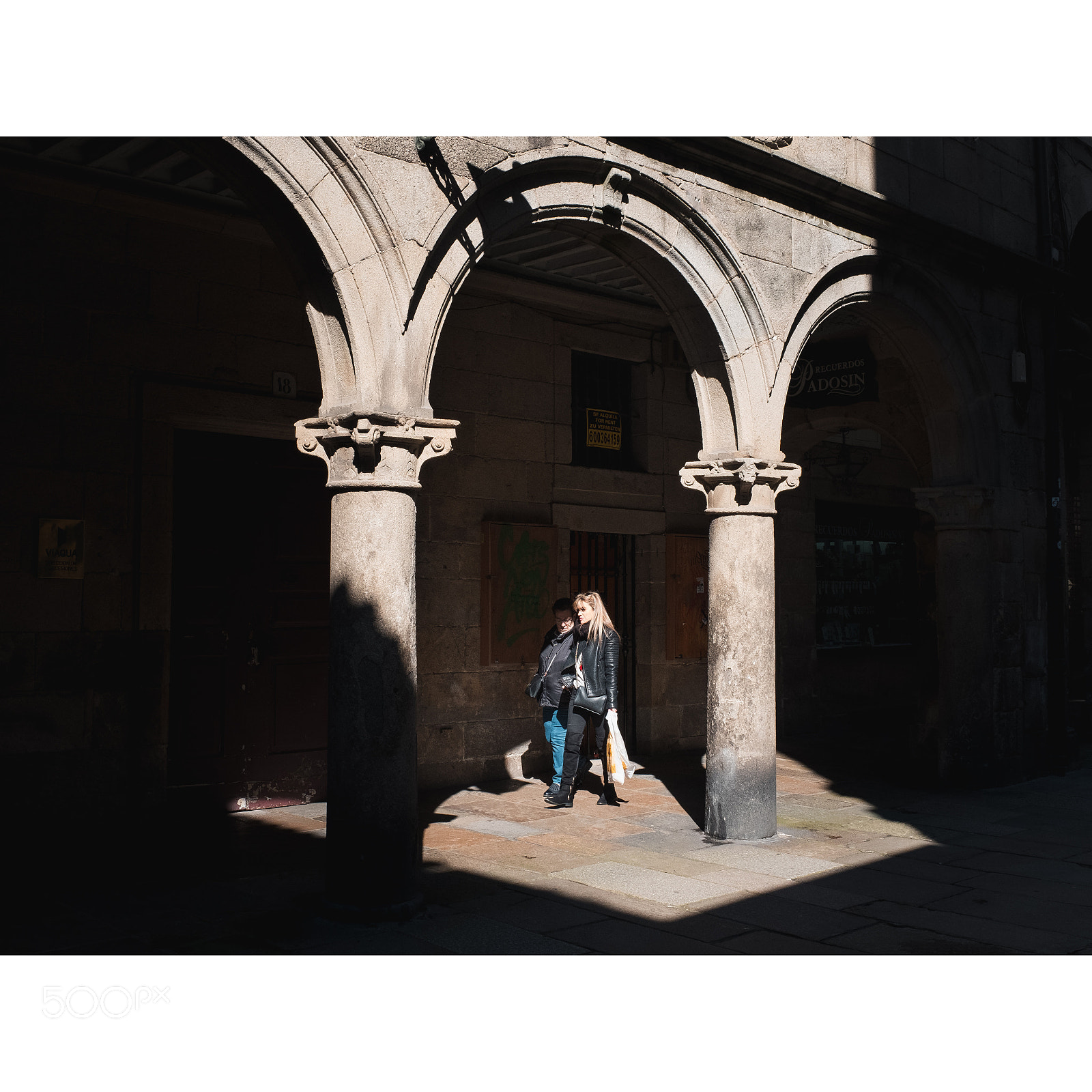 Fujifilm X100F sample photo. Rúa do vilar photography