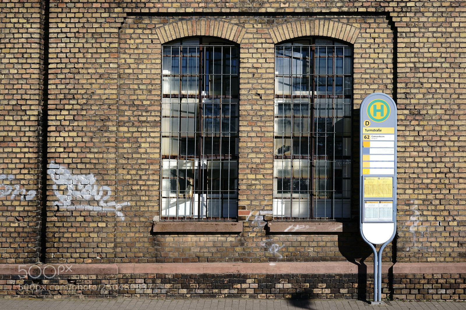 Sony a7 II sample photo. Bus stop at a photography