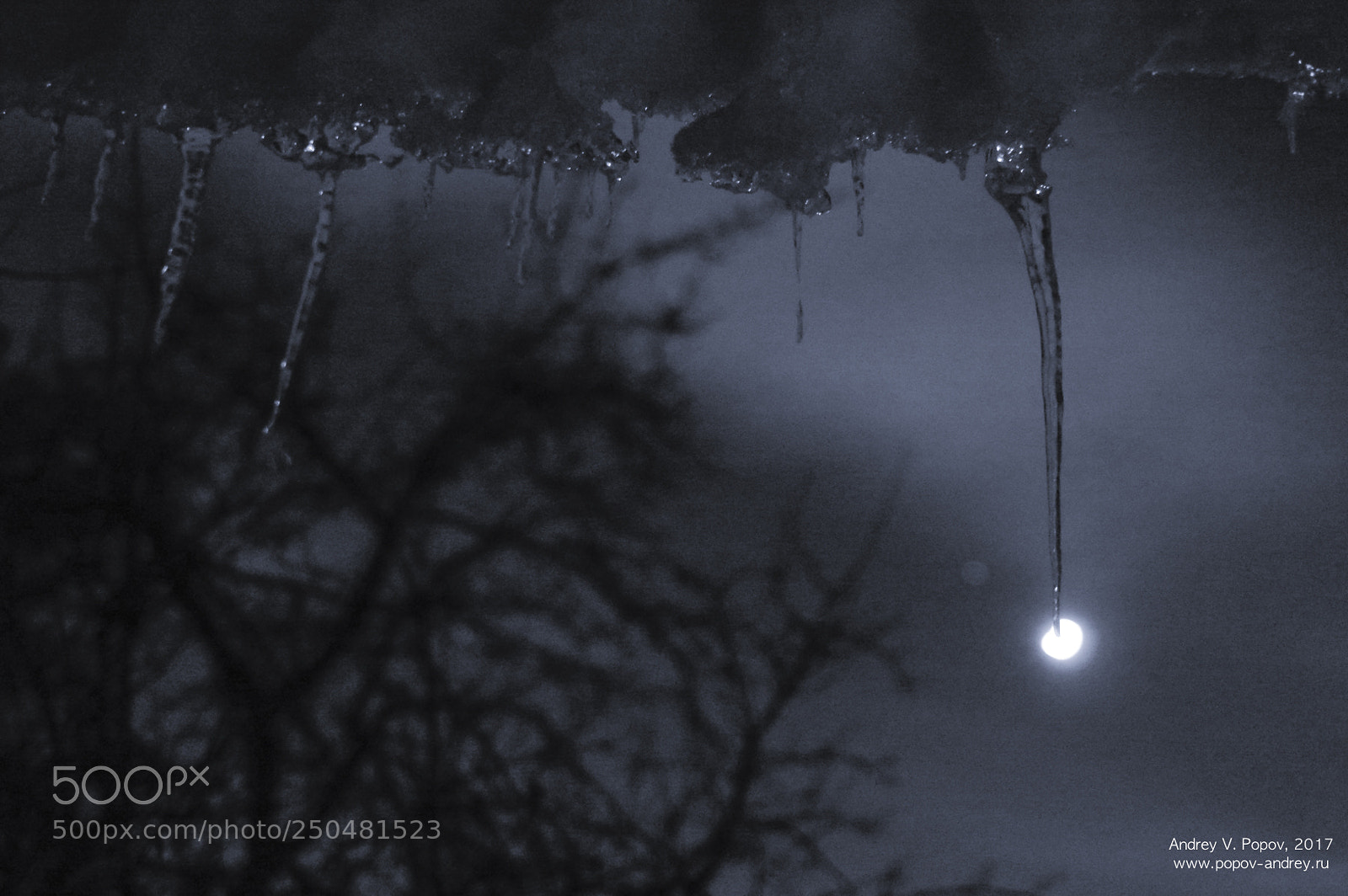 Pentax K-3 sample photo. Moon at the tip photography