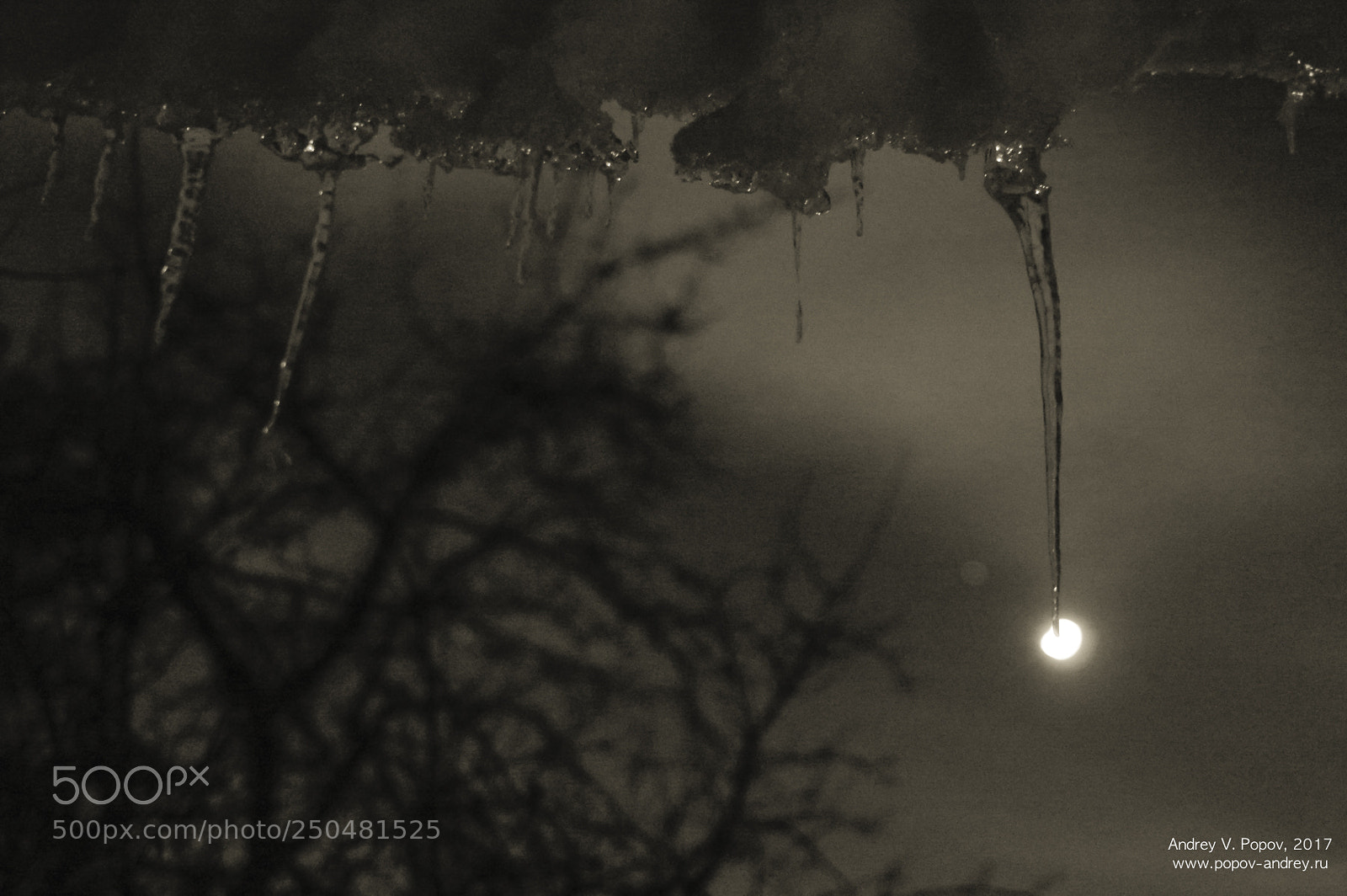Pentax K-3 sample photo. Moon at the tip photography