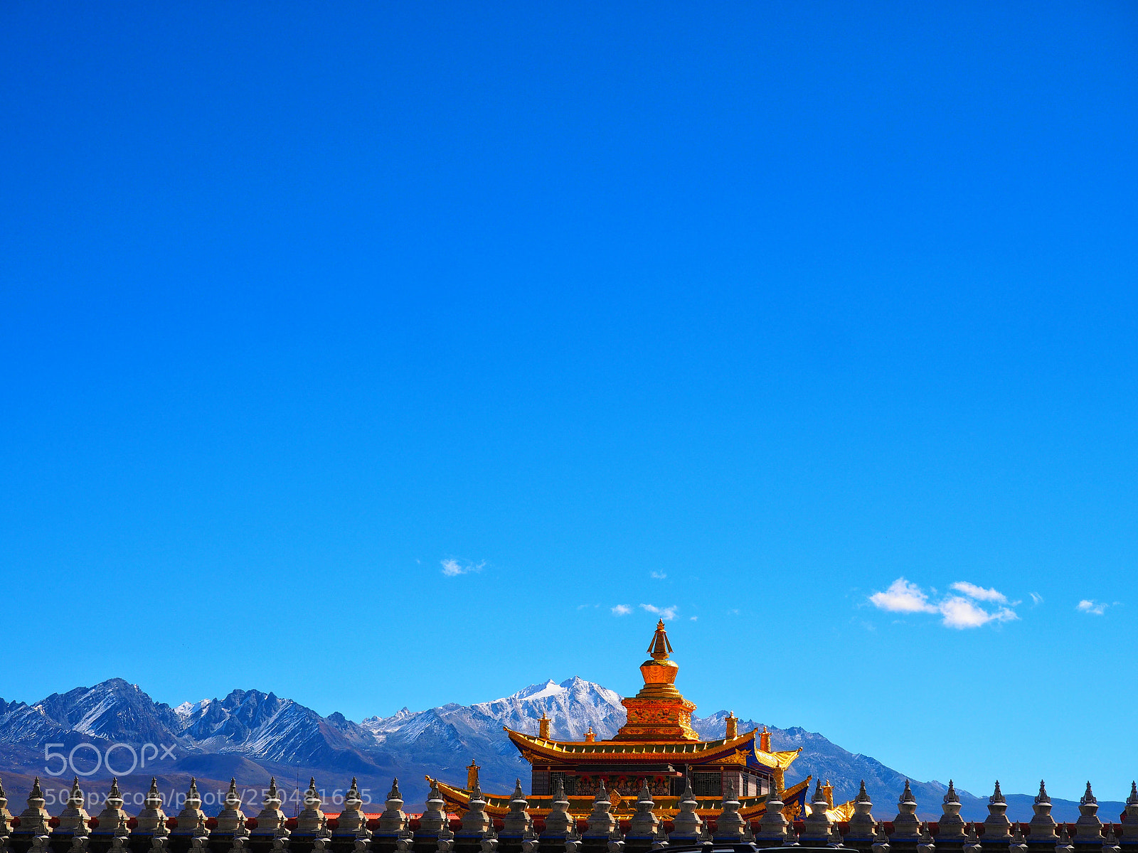 Olympus OM-D E-M5 sample photo. Blue sky, mountain top photography