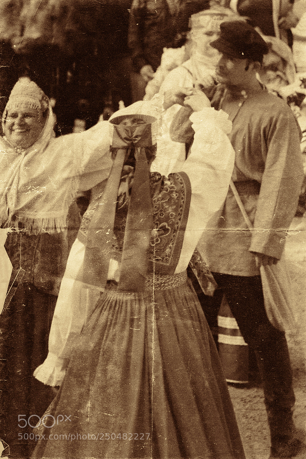 Canon EOS 550D (EOS Rebel T2i / EOS Kiss X4) sample photo. Ancient russian dancings photography