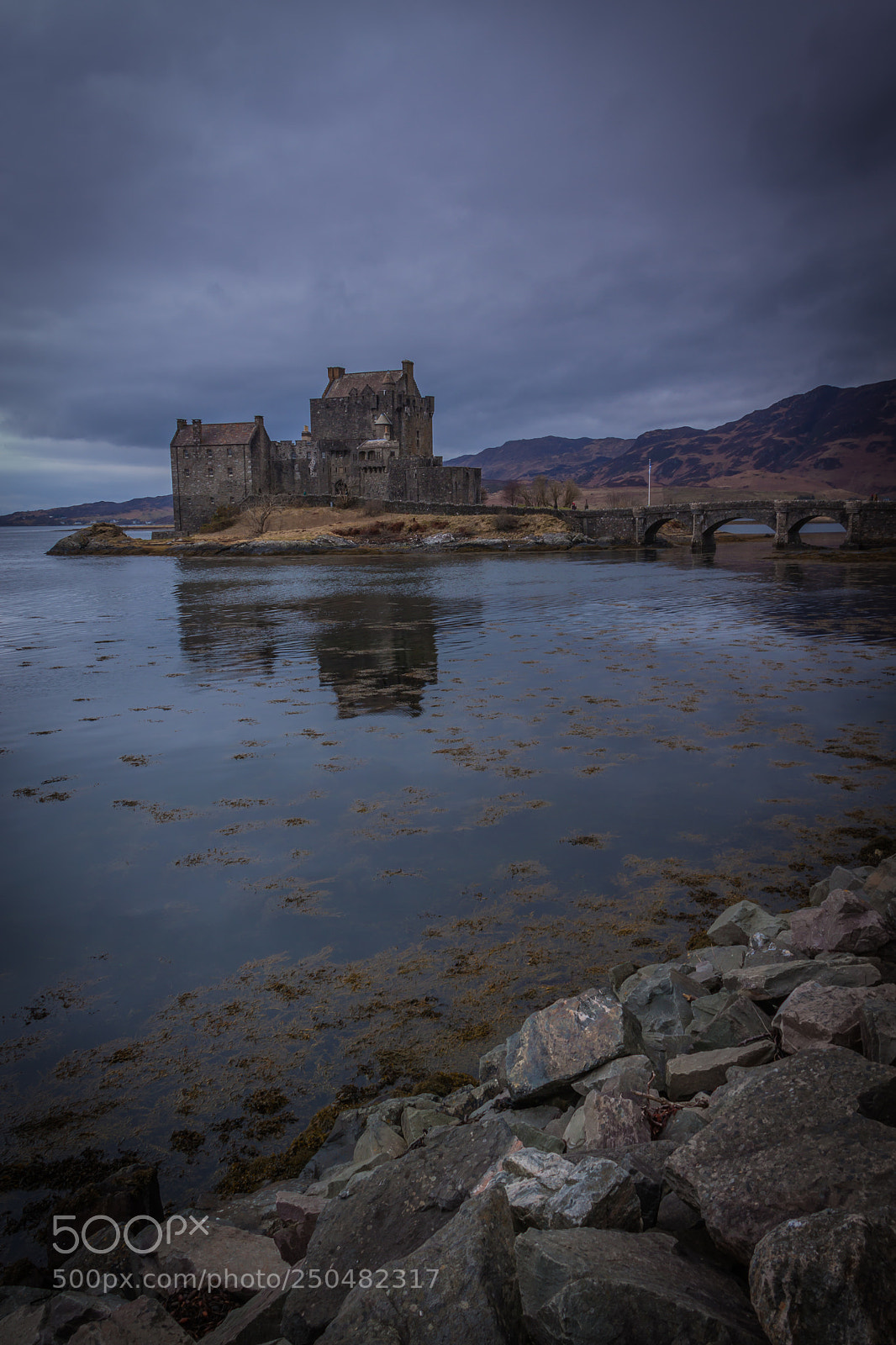 Canon EOS 50D sample photo. Dark eilean donan castle photography