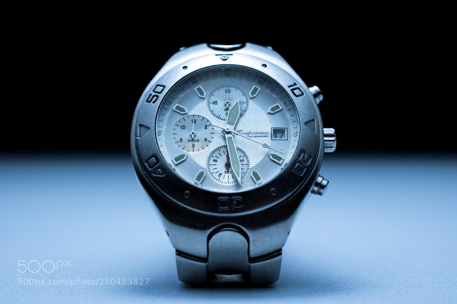 Nikon D3300 sample photo. Product shot: clock photography