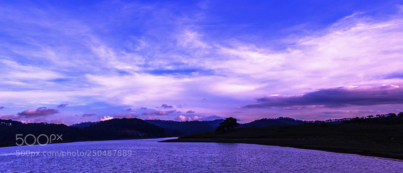 Canon EOS 700D (EOS Rebel T5i / EOS Kiss X7i) sample photo. Purple sunset photography