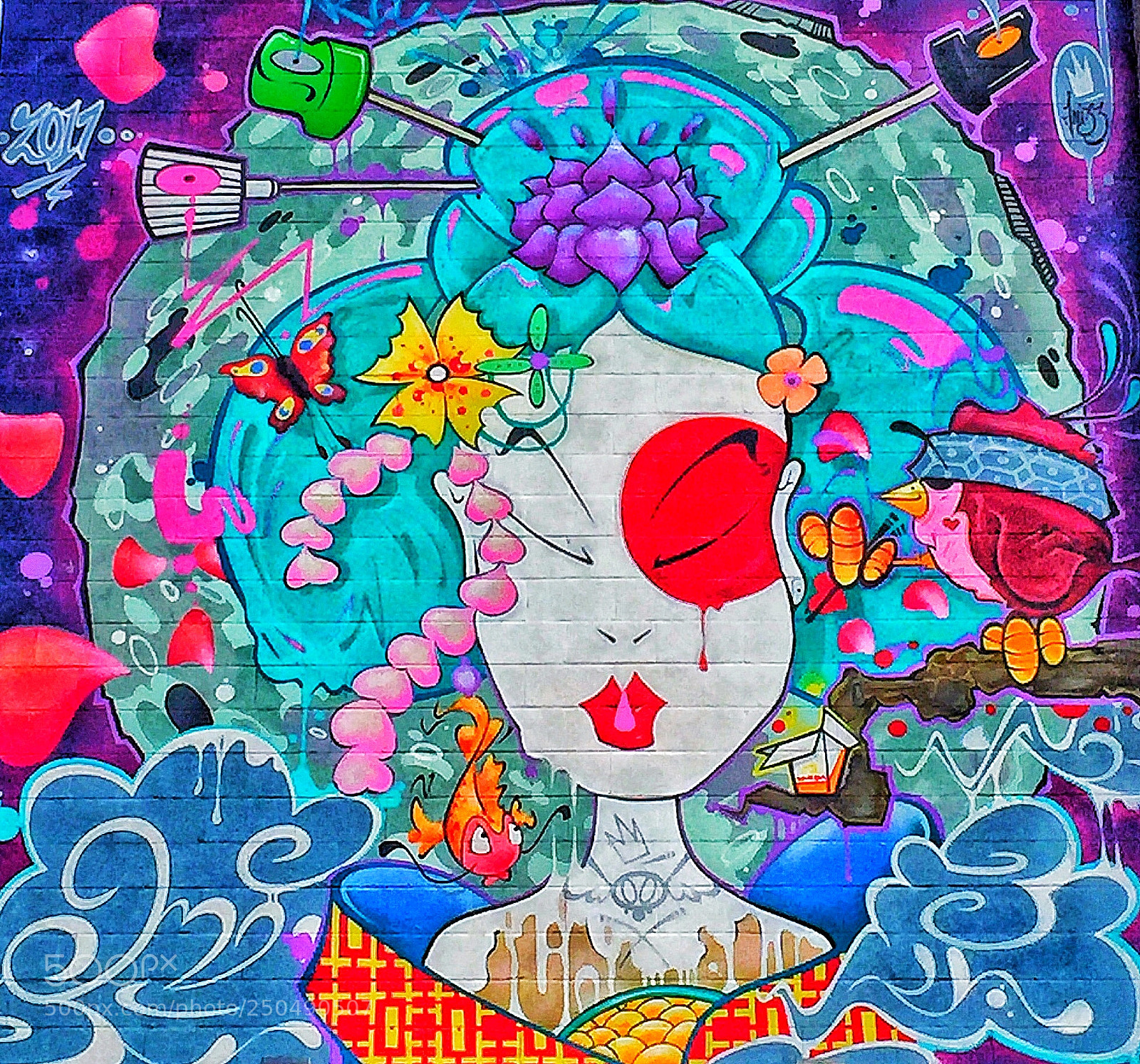 Apple iPhone 6 Plus sample photo. Graffiti geisha photography