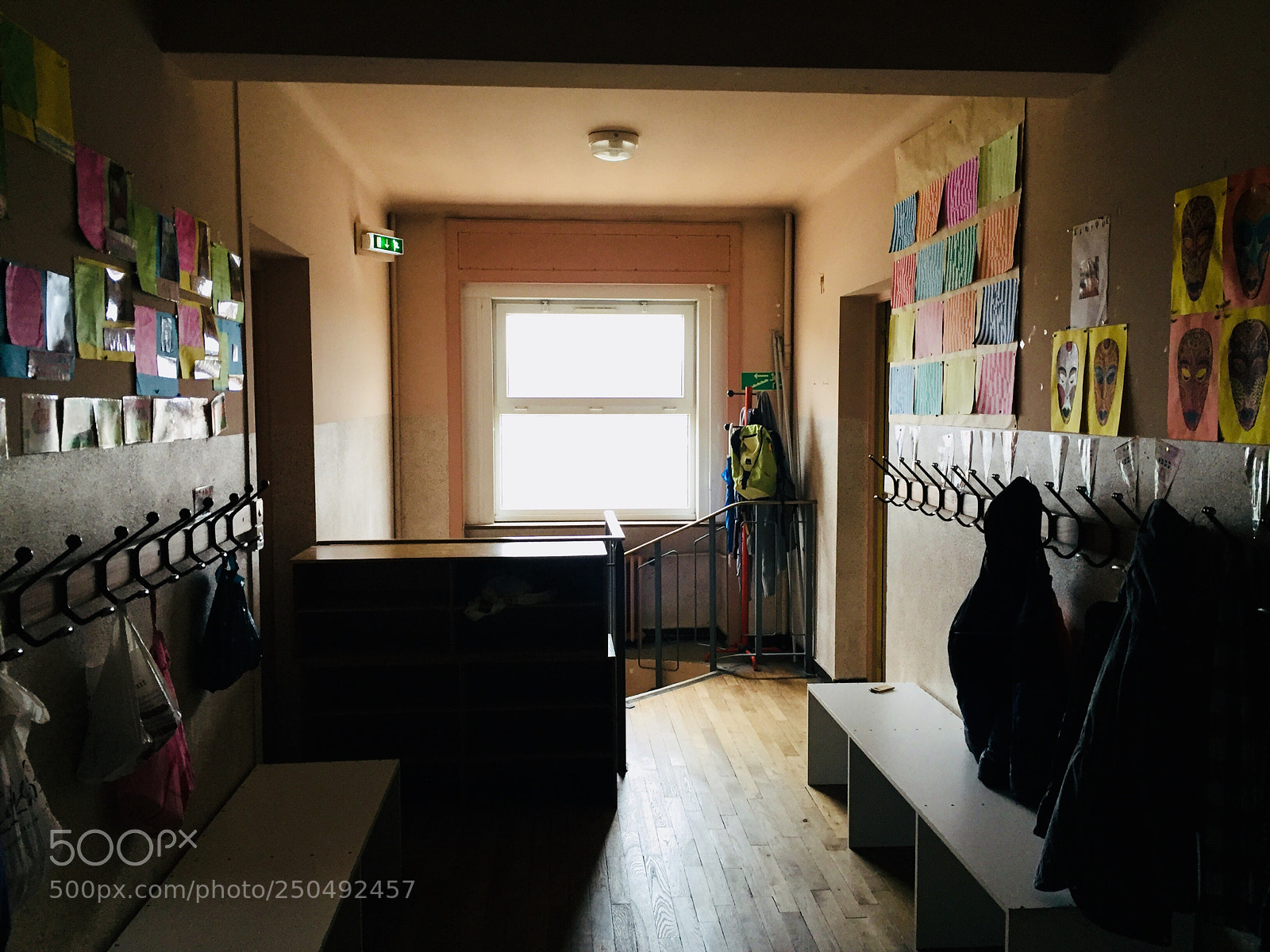 Apple iPhone 6 sample photo. Couloir d’école  photography