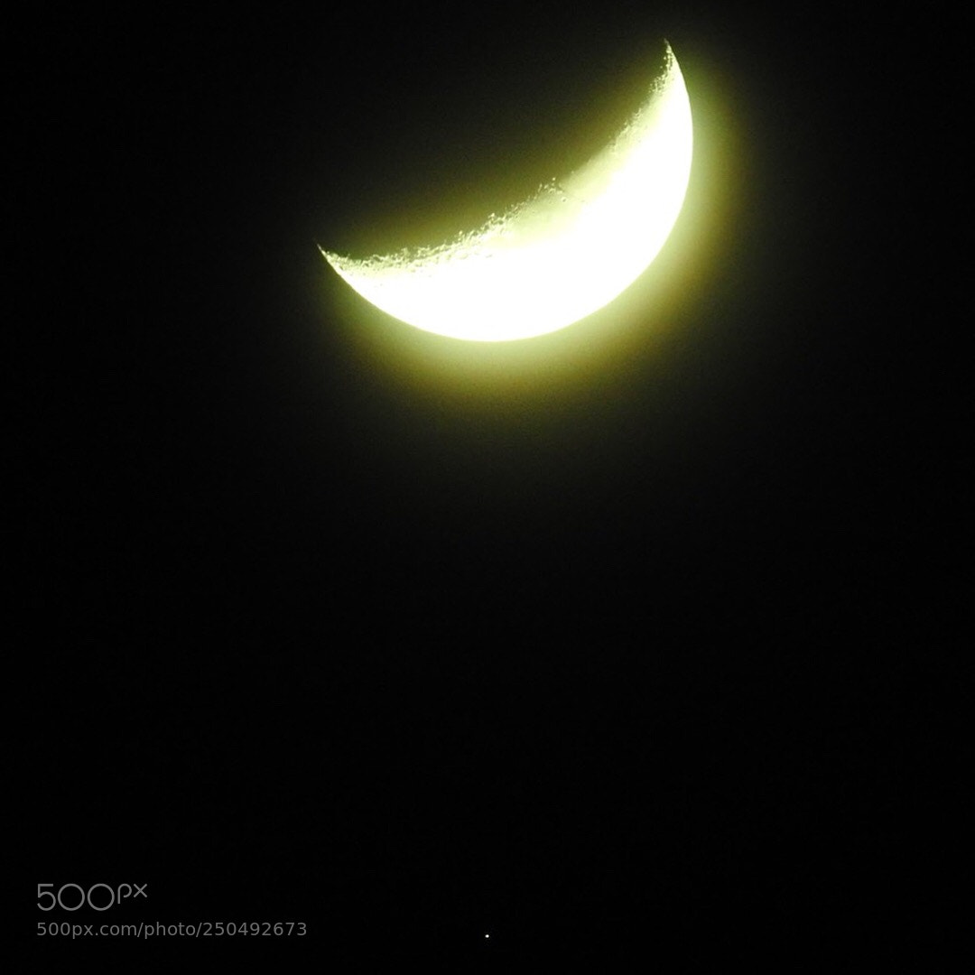 Nikon Coolpix P900 sample photo. Moon & aldebaran - 3/22/18 photography