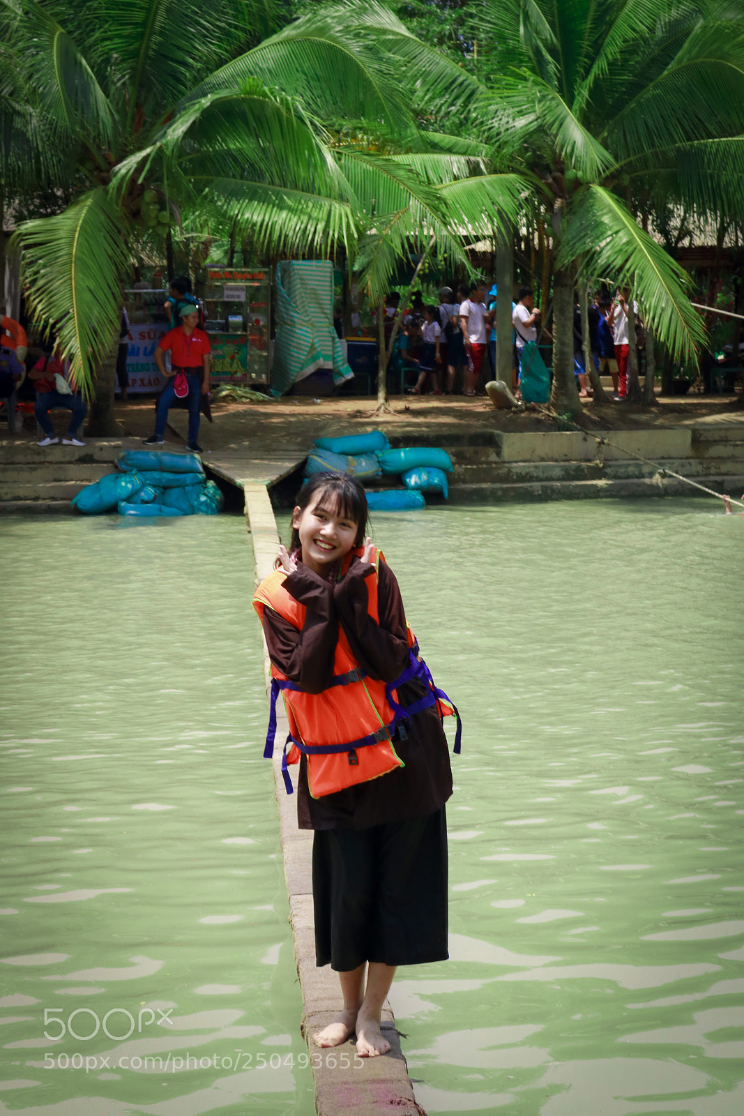 Canon EOS 750D (EOS Rebel T6i / EOS Kiss X8i) sample photo. My little niece photography