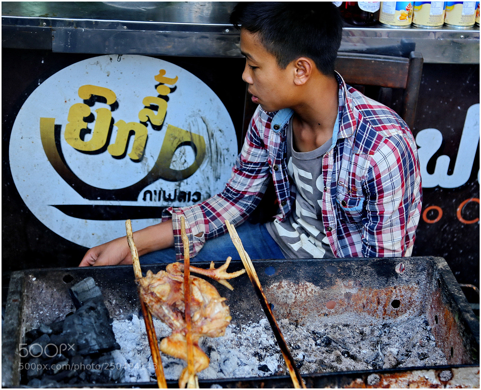 Canon EOS 6D + Canon EF 24-105mm F4L IS USM sample photo. Barbecue chicken, morning market photography