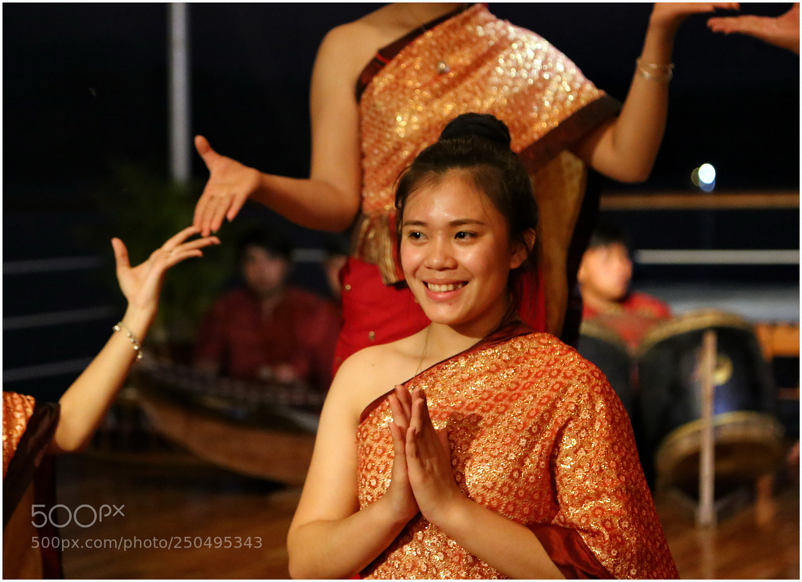 Canon EOS 6D + Canon EF 24-105mm F4L IS USM sample photo. Lao dancer says khob photography