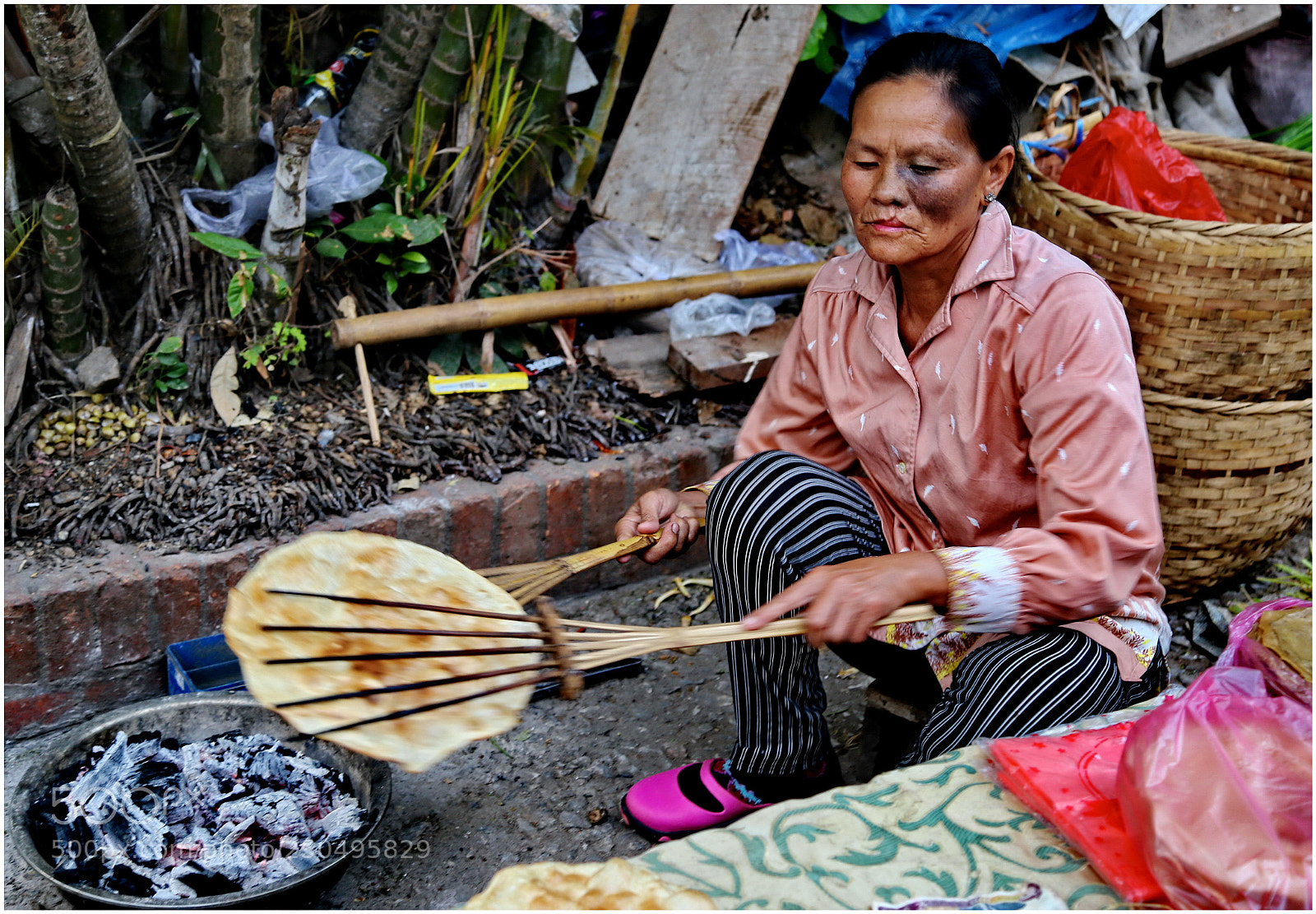 Canon EOS 6D + Canon EF 24-105mm F4L IS USM sample photo. Laotian version of chapatties photography