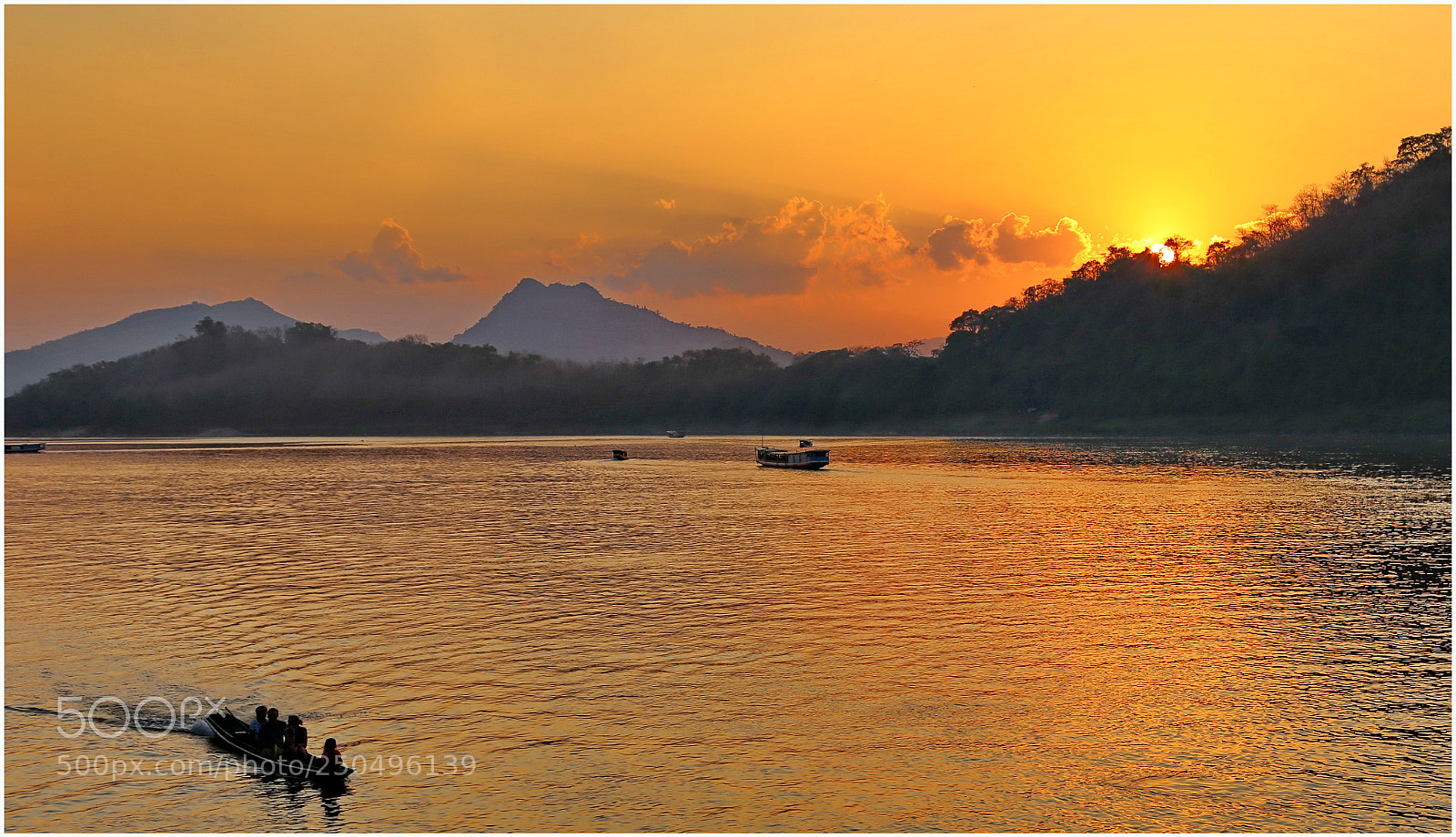 Canon EOS 6D + Canon EF 24-105mm F4L IS USM sample photo. Luang prabang sunset over photography
