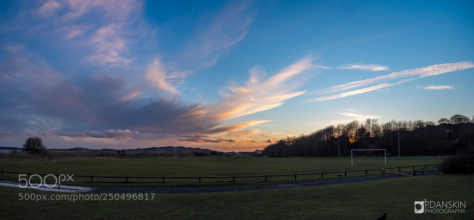 Olympus OM-D E-M5 II sample photo. Tearing up the sky photography