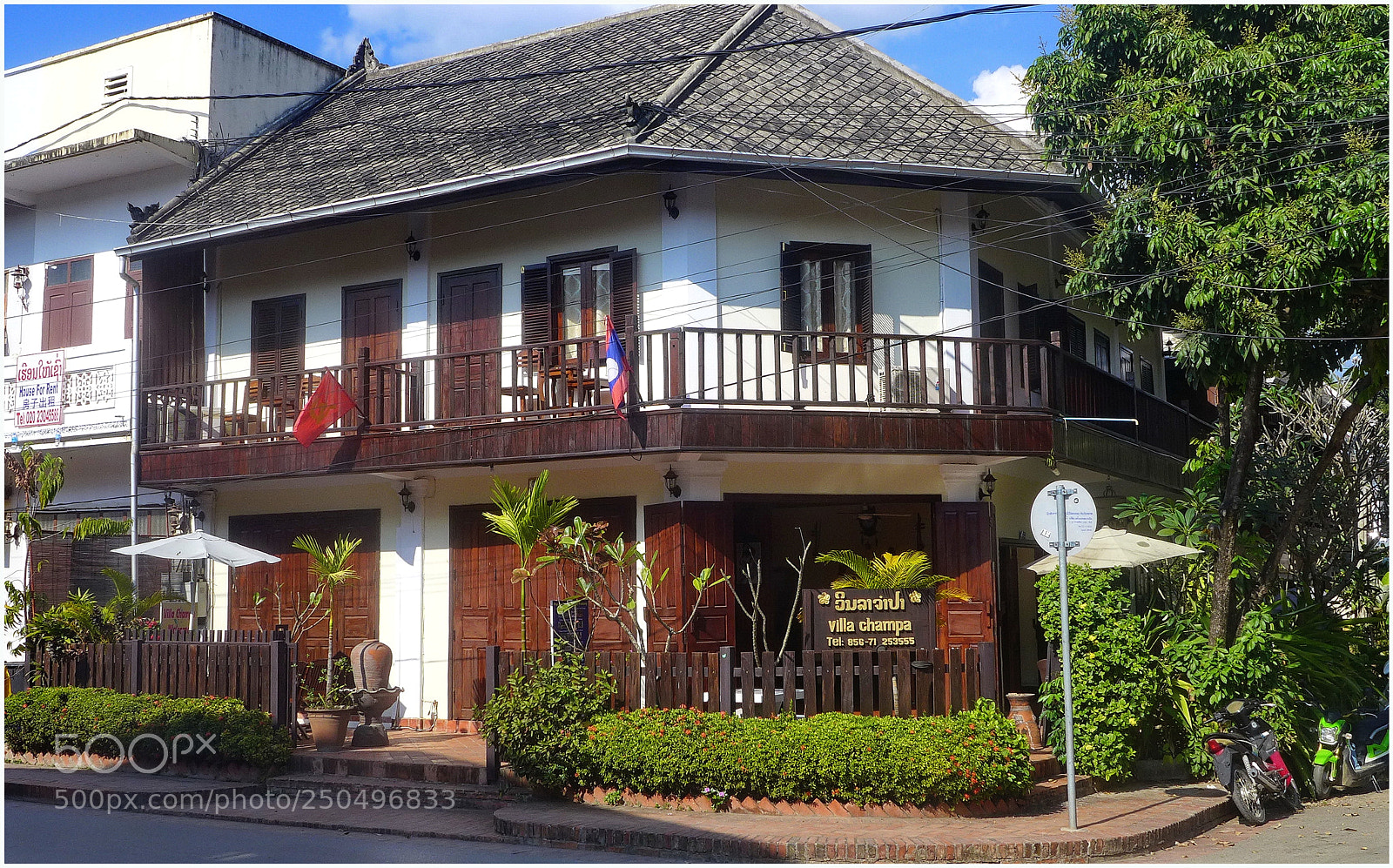 Panasonic Lumix DMC-LX7 sample photo. Frech colonial style villa photography