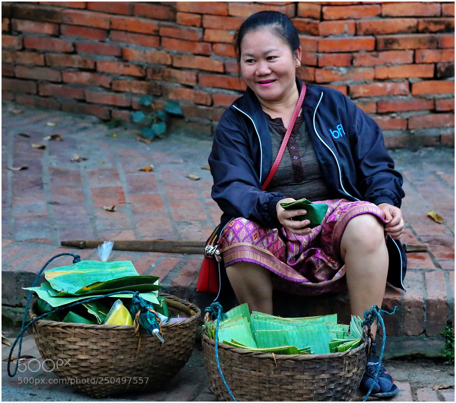 Canon EOS 6D + Canon EF 24-105mm F4L IS USM sample photo. Selling alms offerings photography