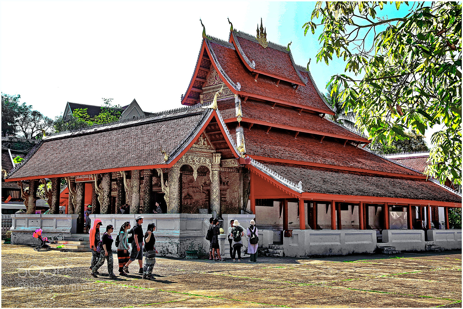 Canon EOS 6D + Canon EF 24-105mm F4L IS USM sample photo. Wat mai temple photography