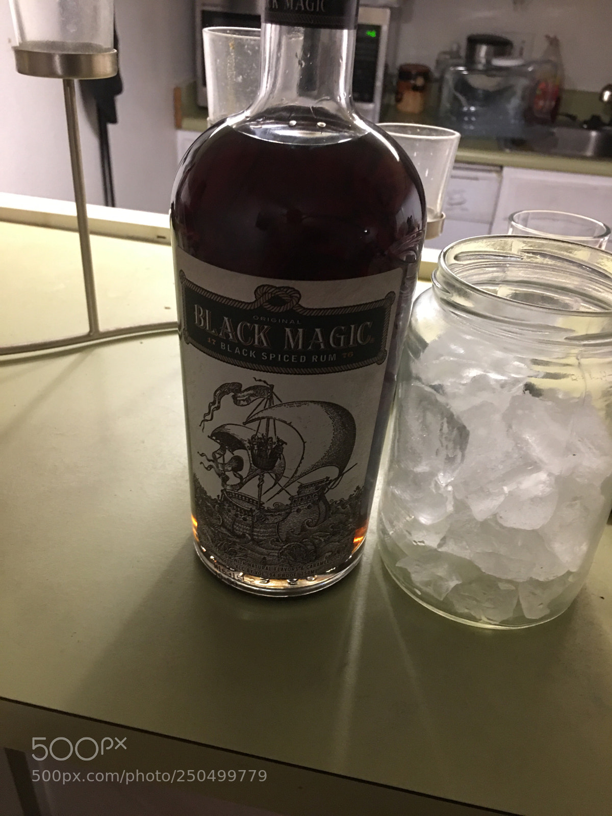 Apple iPhone 6s Plus sample photo. Rum n’ coke time photography