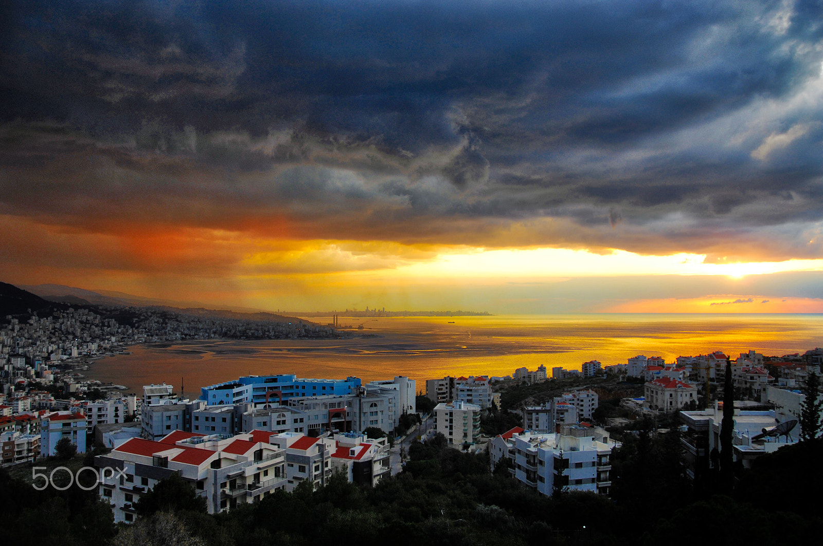 Nikon D2X + Nikon AF-S DX Nikkor 18-105mm F3.5-5.6G ED VR sample photo. Jounieh from adma photography