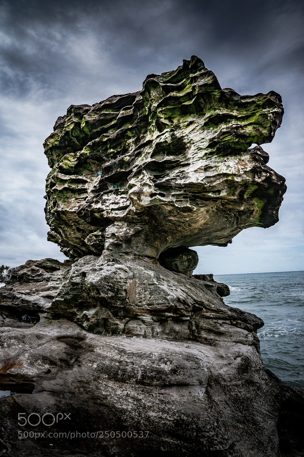 Sony ILCA-77M2 sample photo. Hdr a stone beach photography