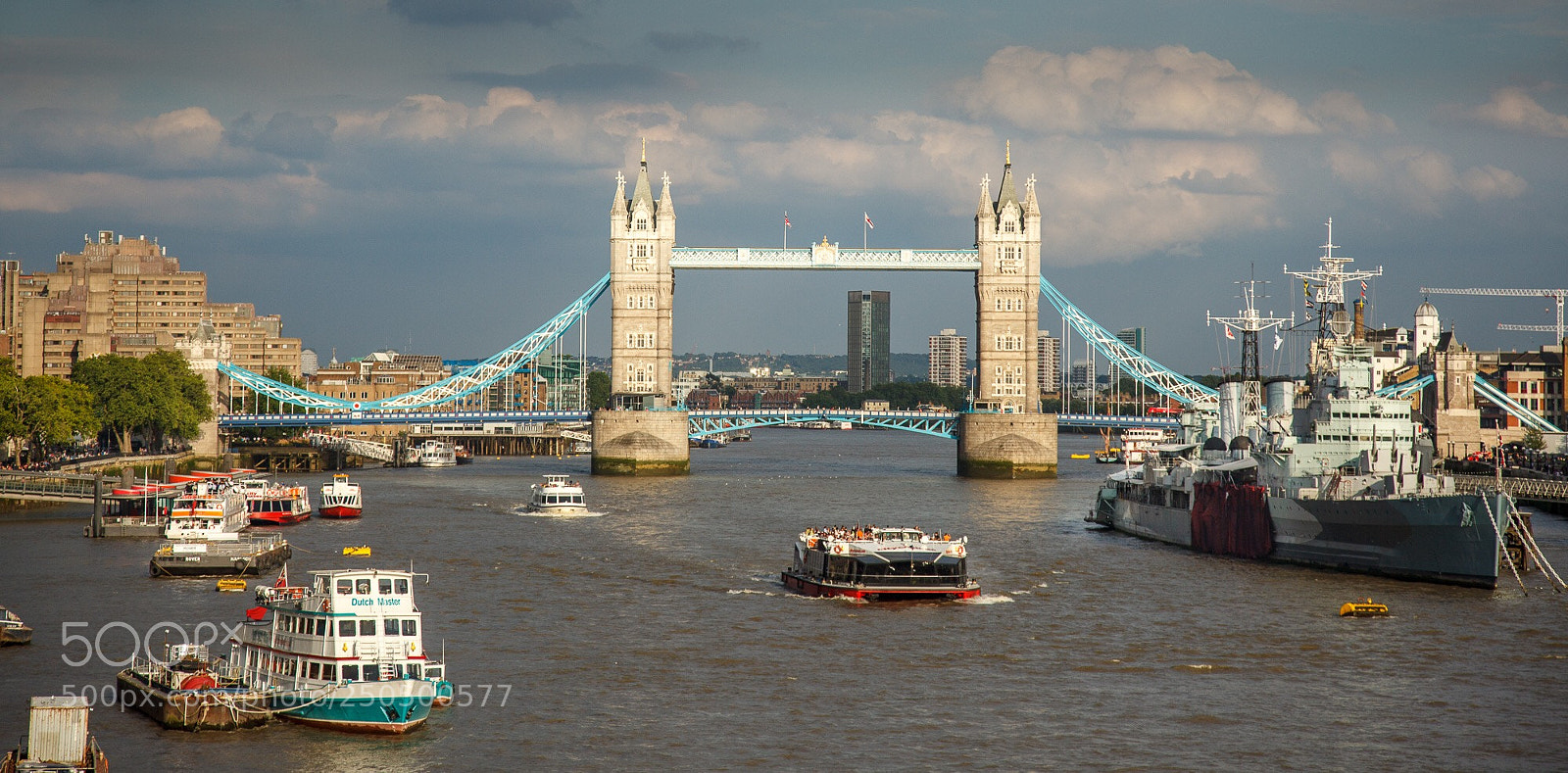 Canon EOS 5D Mark II sample photo. Busy river thames by photography