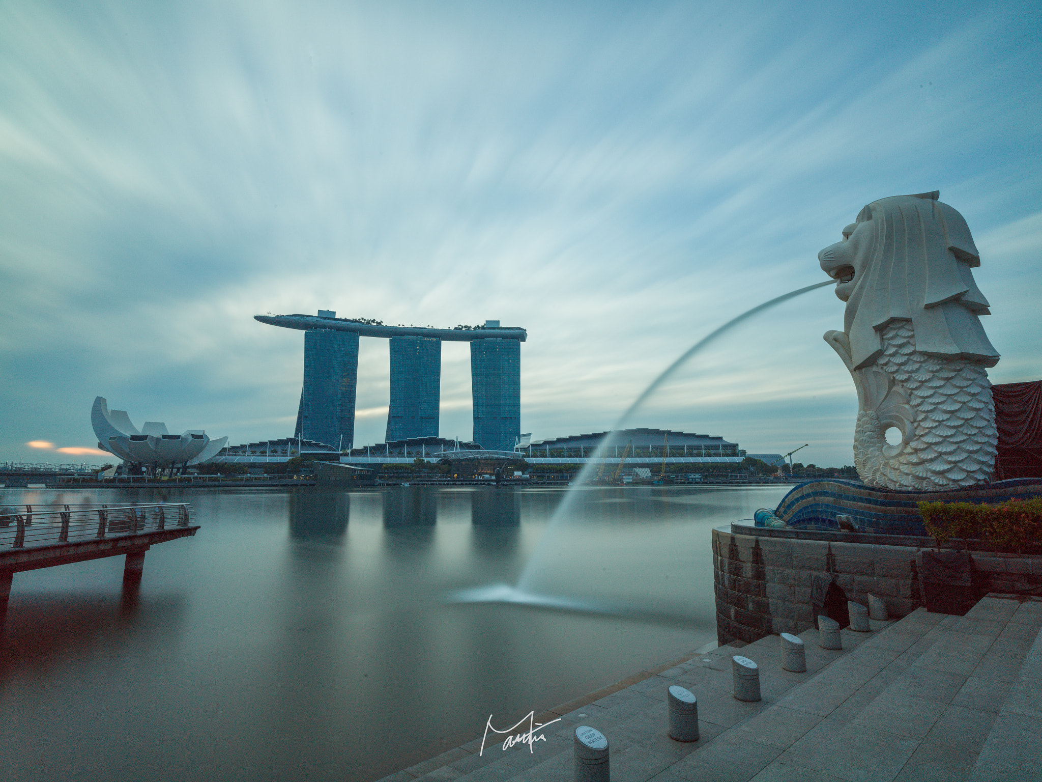 Hasselblad H6D sample photo. Merlion & sands photography