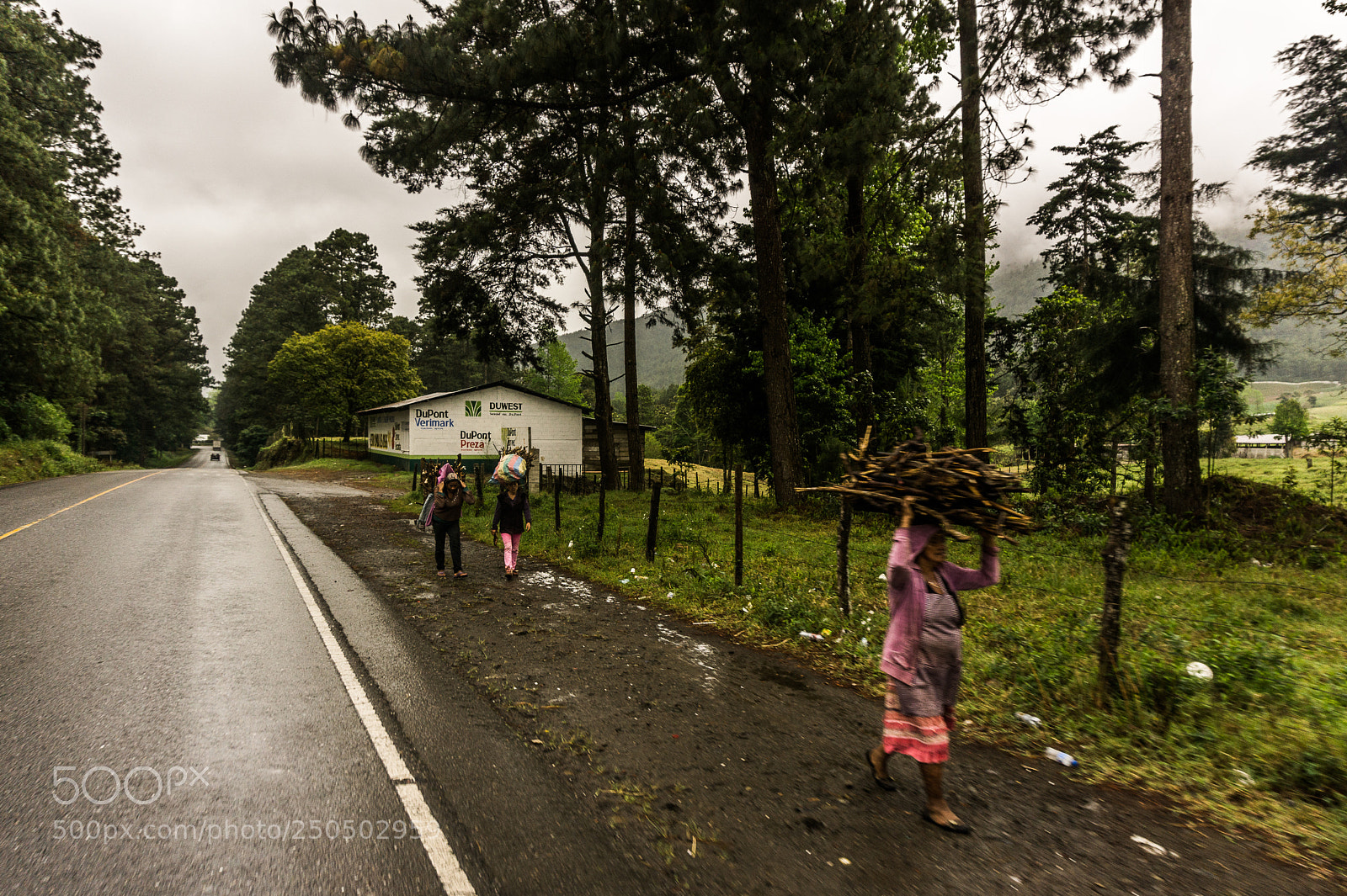 Sony a6000 sample photo. Camino a cobán photography