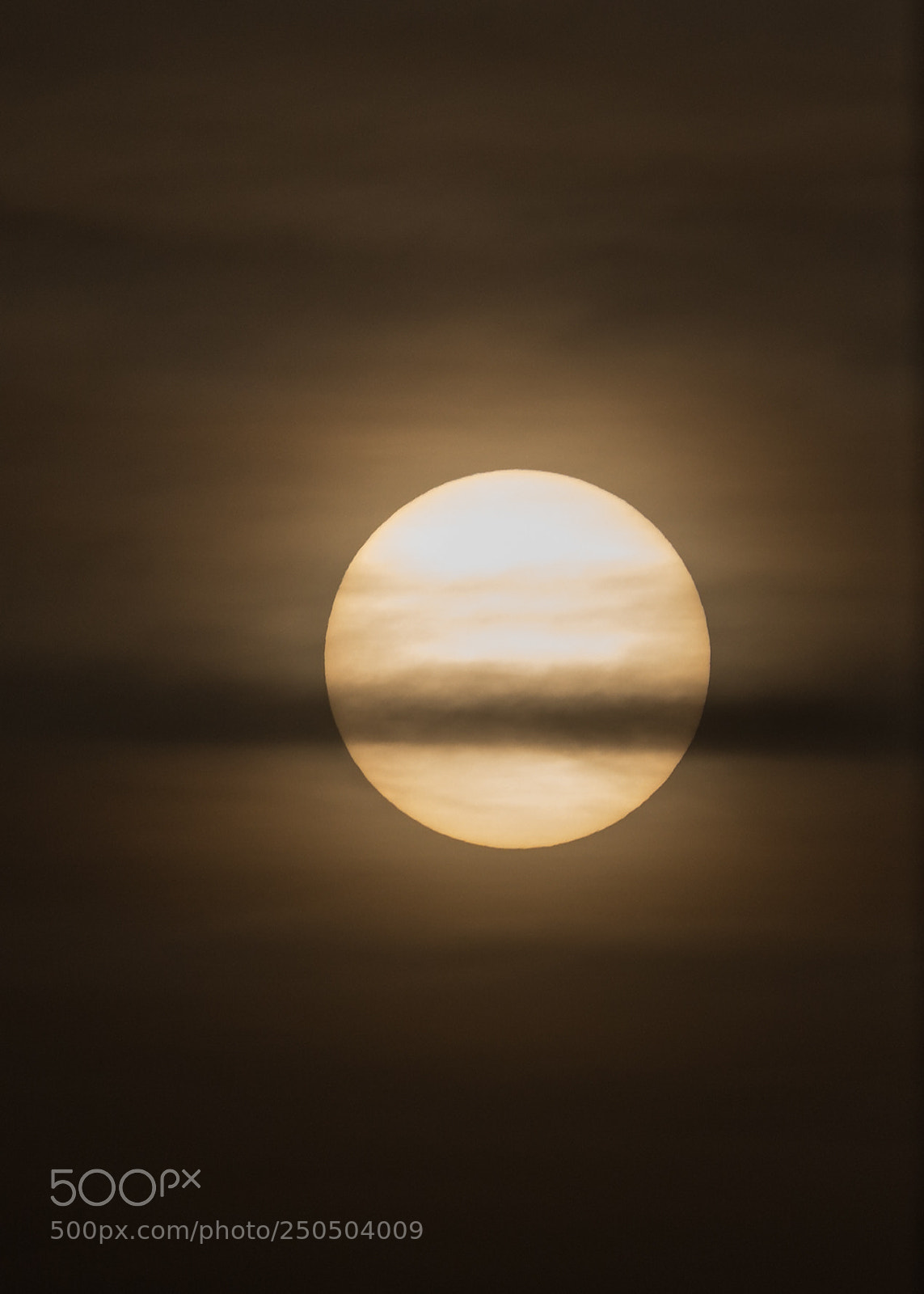 Canon EOS 700D (EOS Rebel T5i / EOS Kiss X7i) sample photo. A cloudy sunrise photography