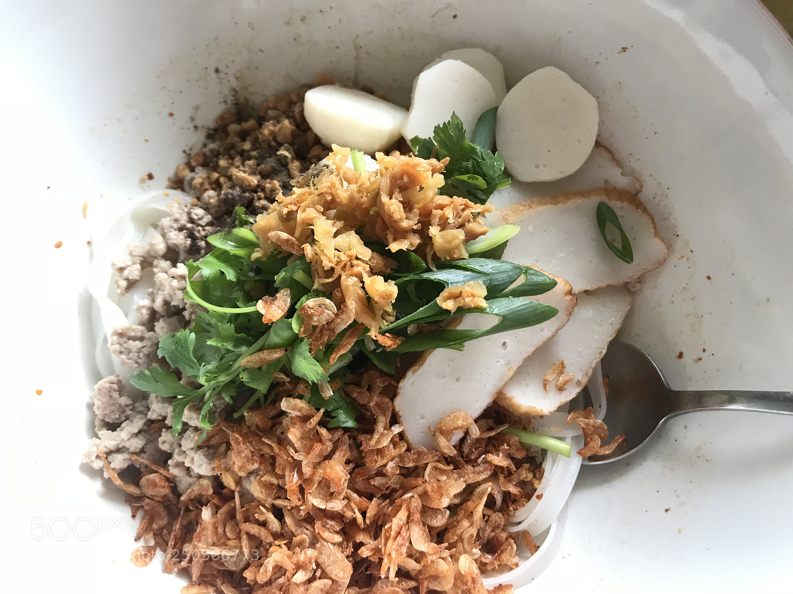 Apple iPhone 7 Plus sample photo. Tom yum noodles #thaifood  photography