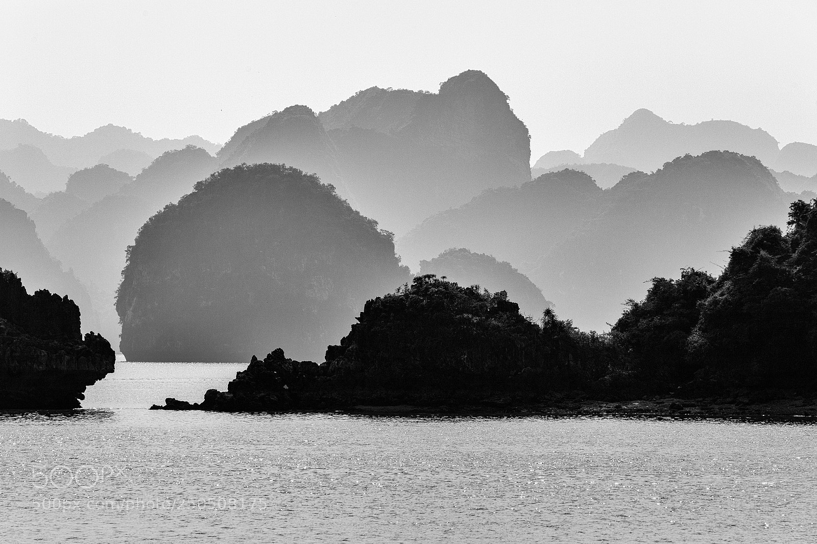 Canon EOS 5D Mark II sample photo. Halong photography