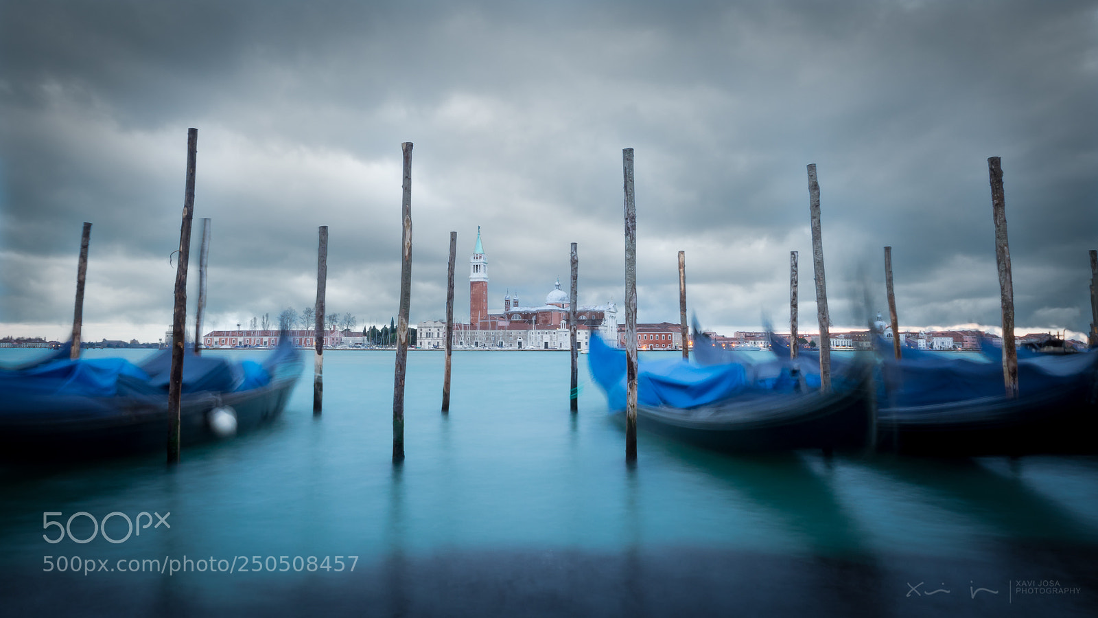 Olympus OM-D E-M1 Mark II sample photo. Storm over venice grand photography