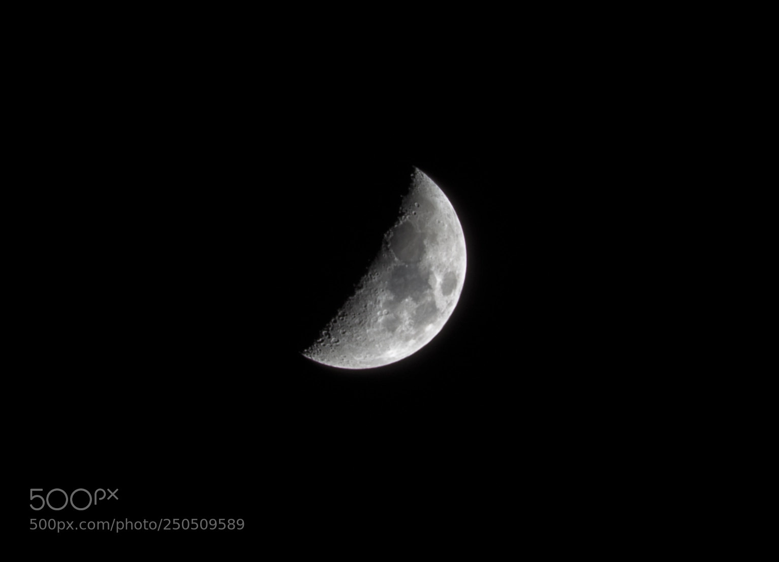 Canon EOS 650D (EOS Rebel T4i / EOS Kiss X6i) sample photo. Crescent moon photography