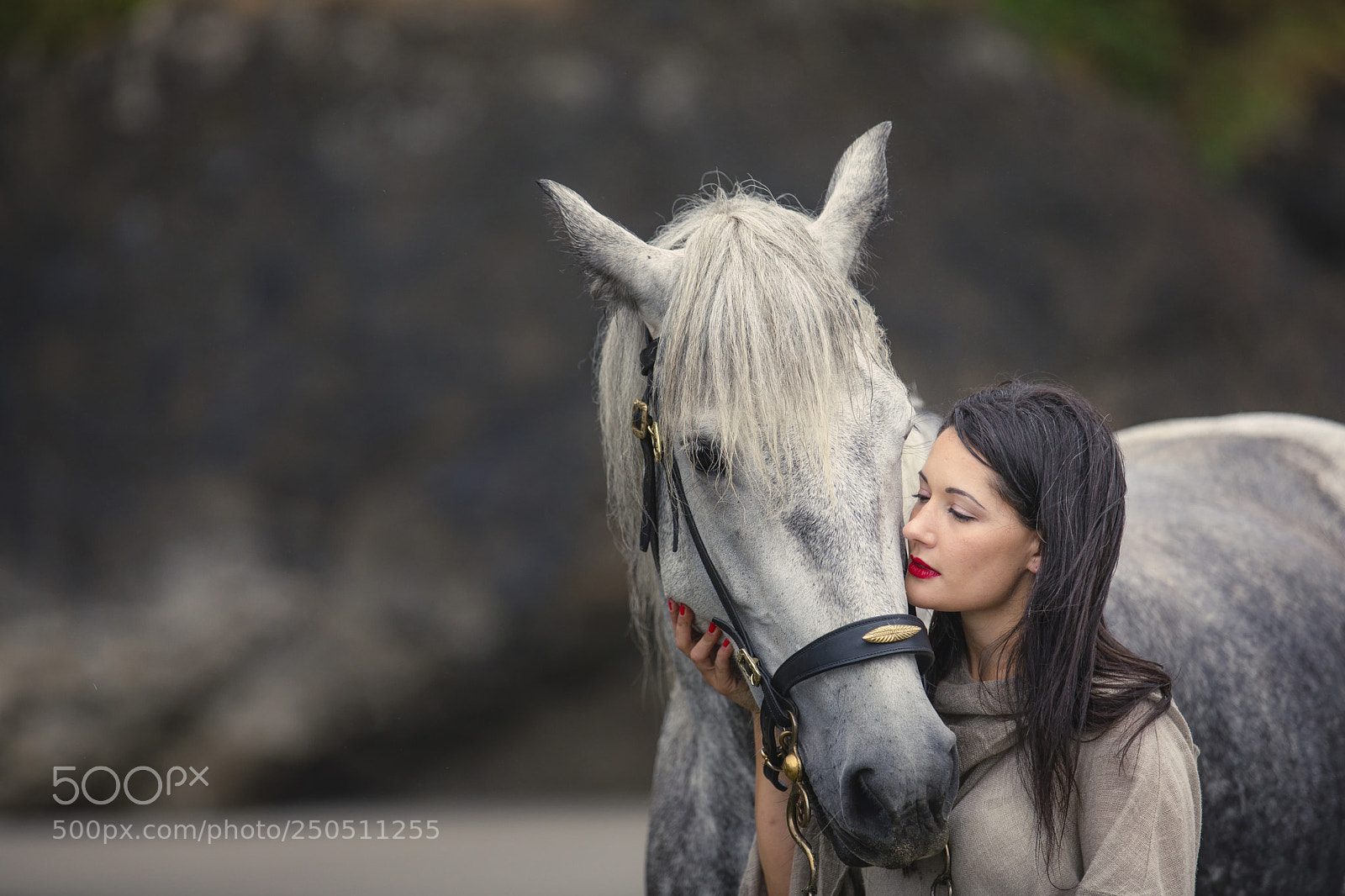 Canon EOS 5D Mark IV sample photo. Trust photography