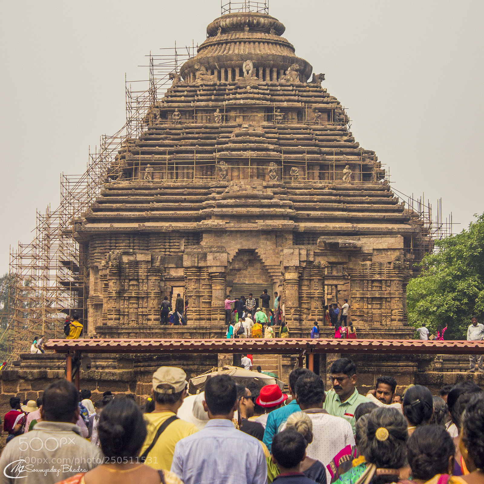 Canon EOS 600D (Rebel EOS T3i / EOS Kiss X5) sample photo. Konark sun temple photography