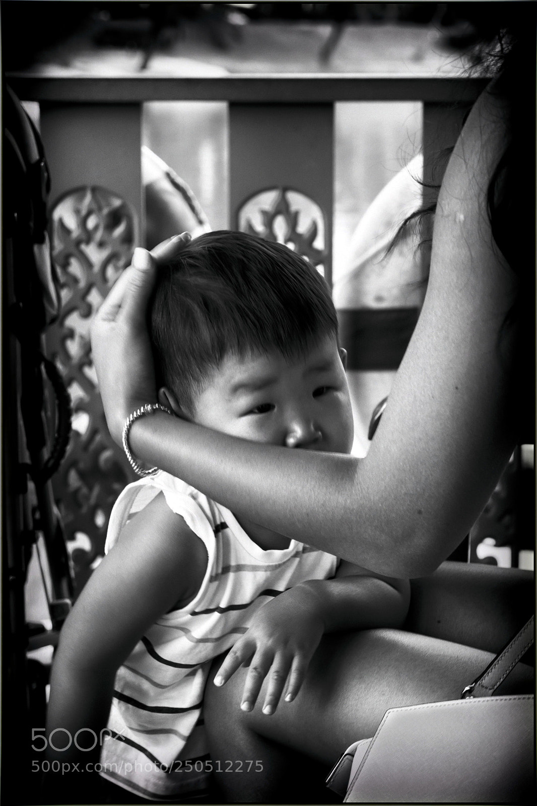 Leica CL sample photo. Loving touch of a photography