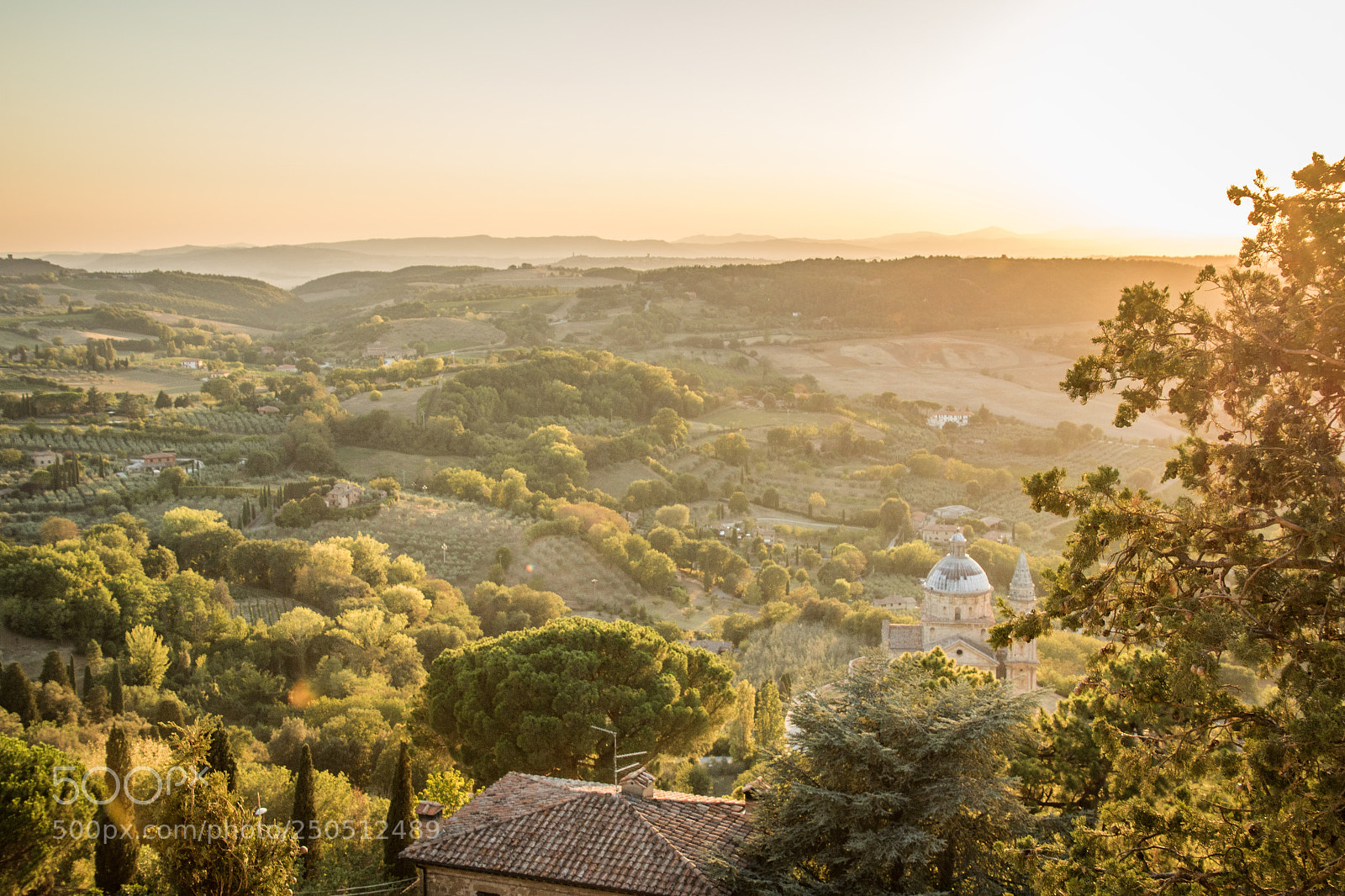 Canon EOS 7D Mark II sample photo. Tuscany. sunsen. photography