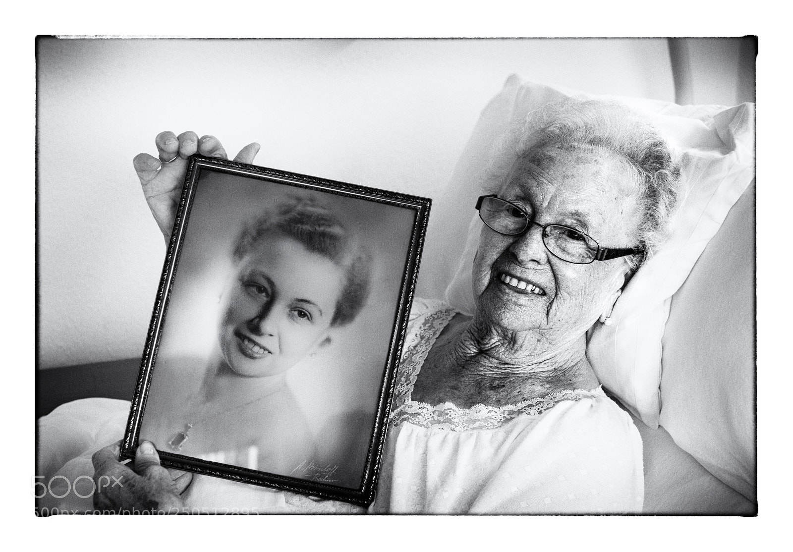 Fujifilm X-Pro1 sample photo. My granma - time photography