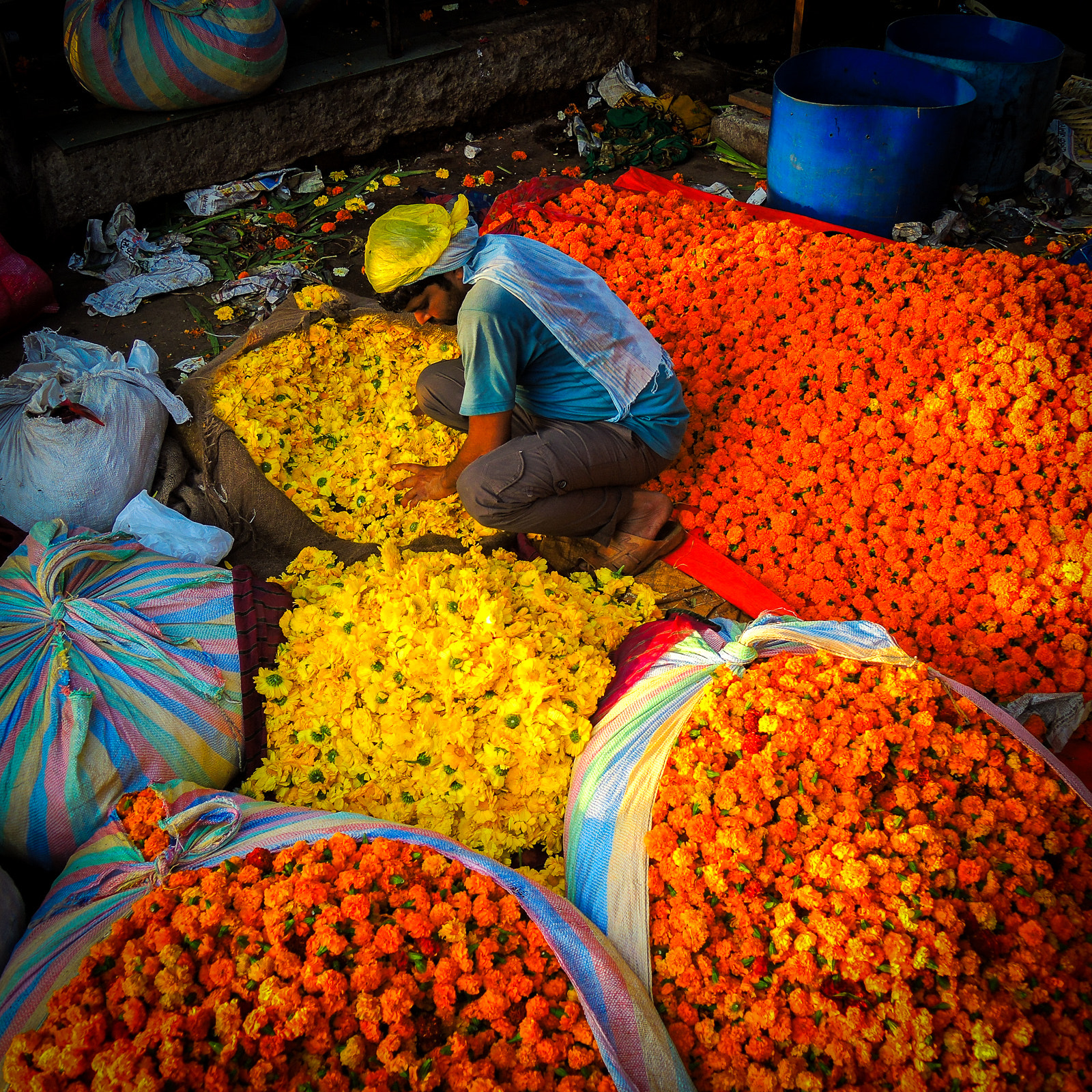 Nikon Coolpix P7800 sample photo. Flower market, gazipur, india photography