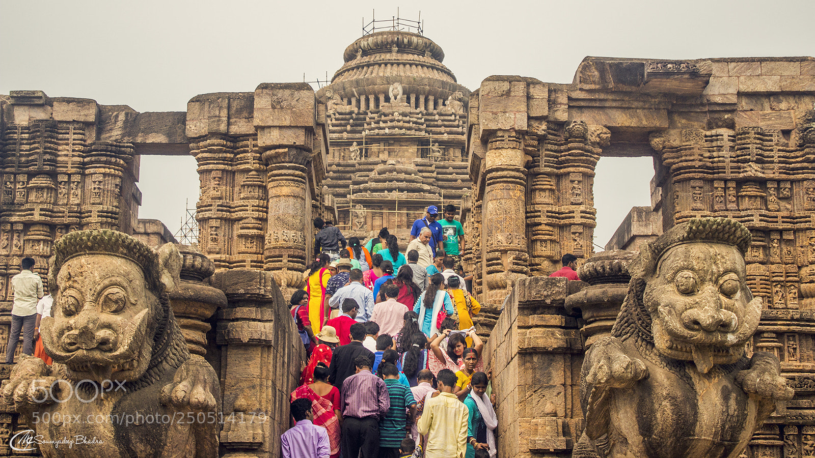 Canon EOS 600D (Rebel EOS T3i / EOS Kiss X5) sample photo. Konark sun temple photography