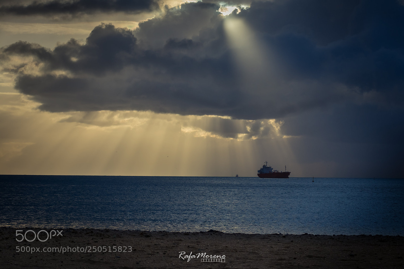 Nikon D7100 sample photo. Lights over the ship photography
