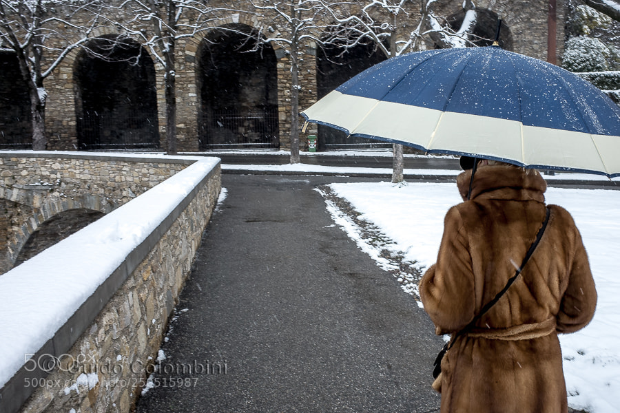Ricoh GR II sample photo. Woman and blue umbrella photography
