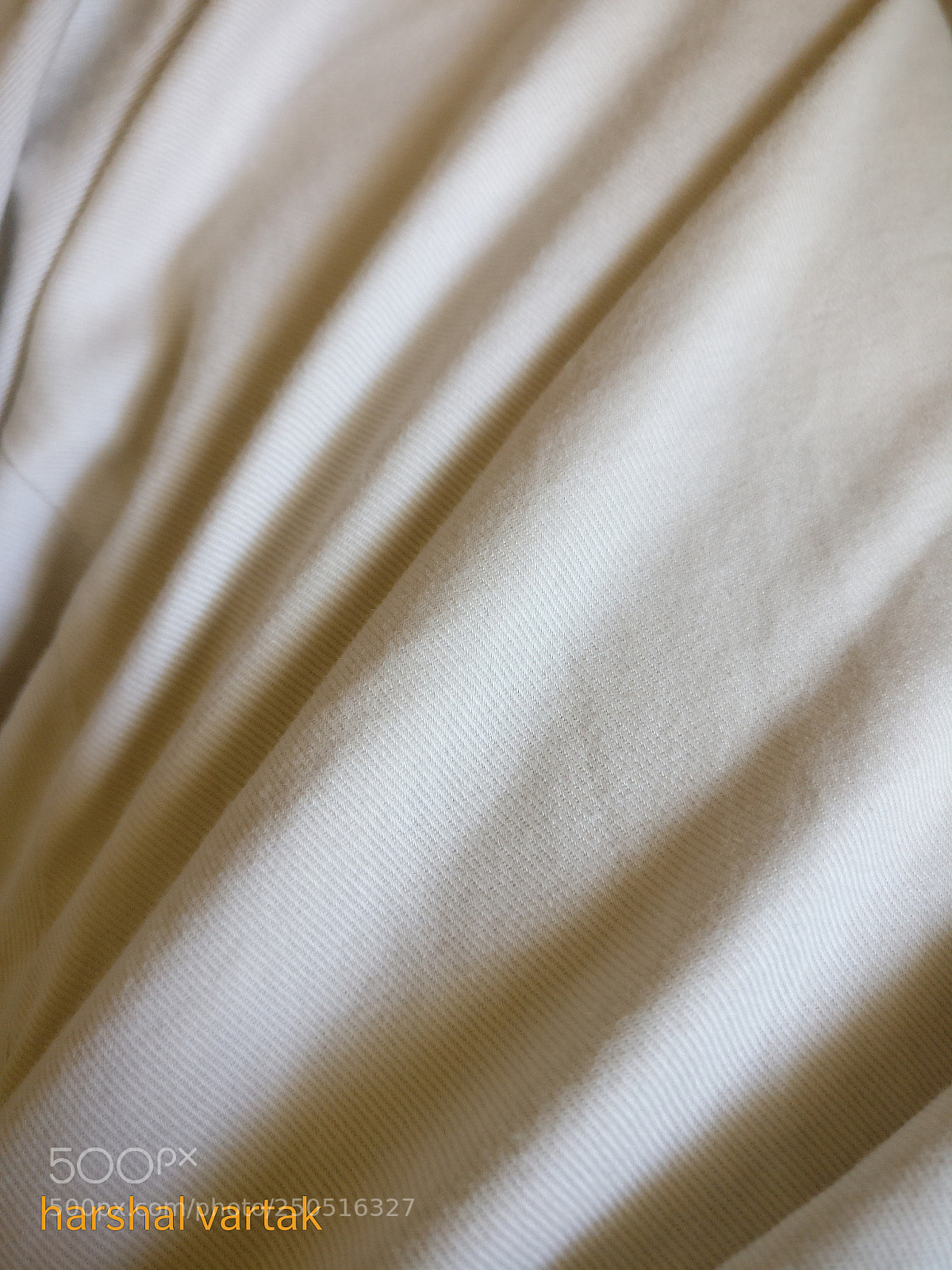 OnePlus A3003 sample photo. Folds photography
