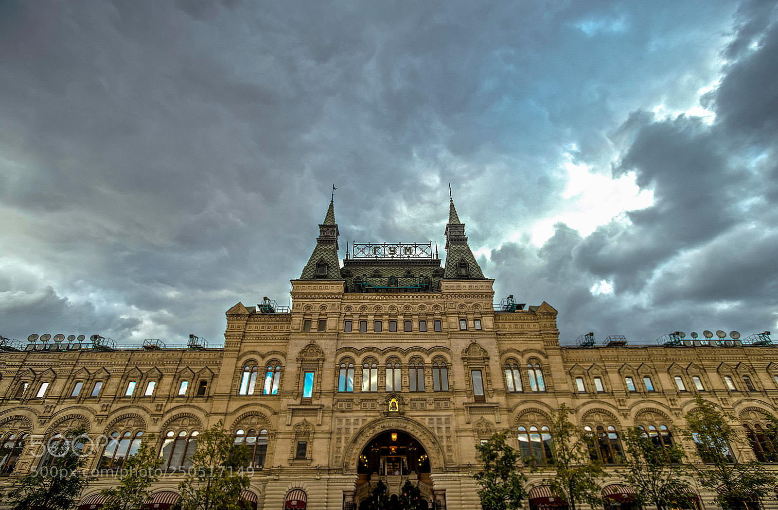 Sony SLT-A99V sample photo. Red square ii photography