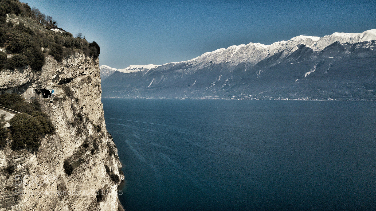 DJI FC220 sample photo. My garda lake photography
